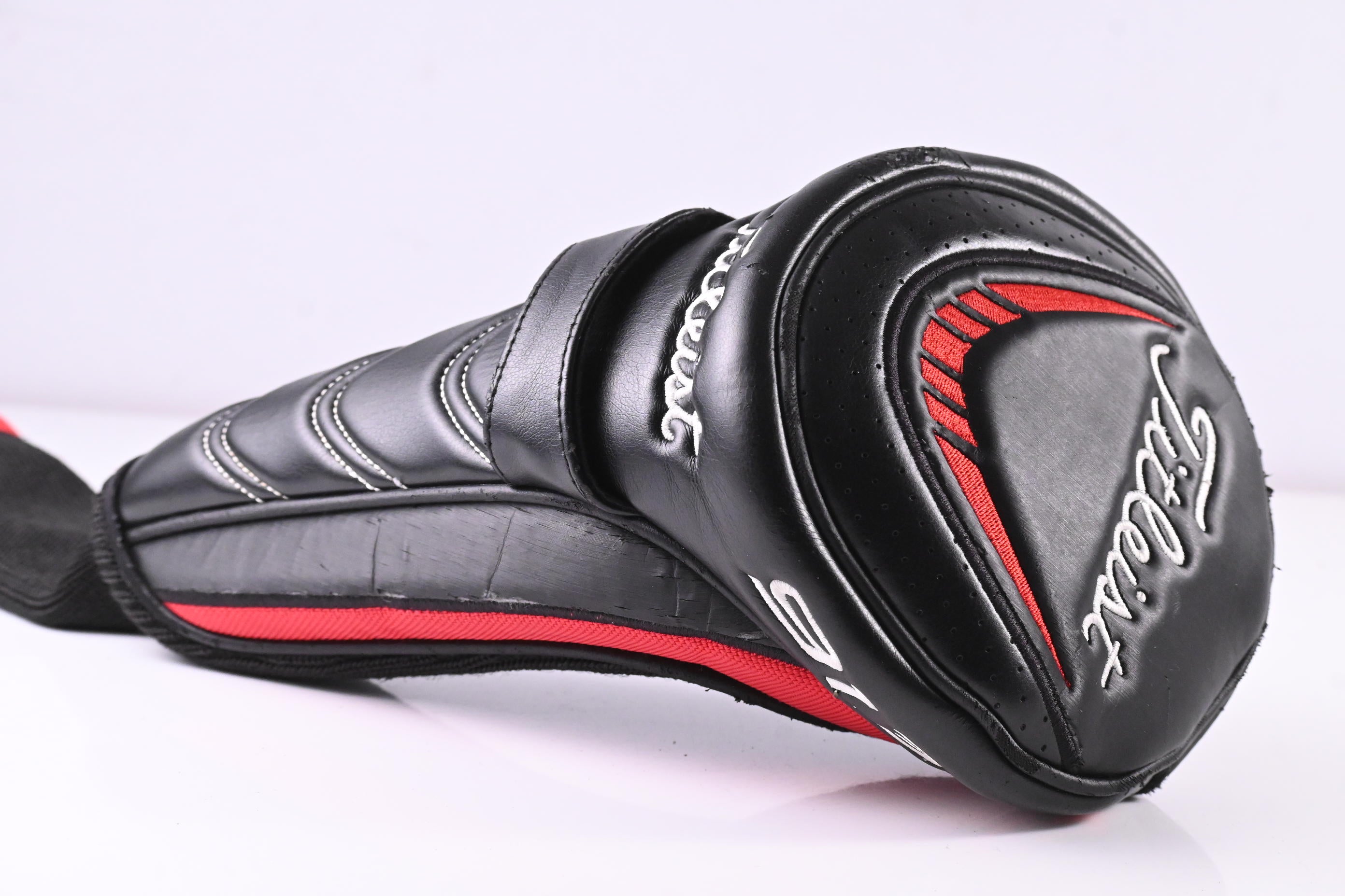 Titleist 913 D2 Driver / 9.5 Degree / Stiff Flex Diamana S+ Blue 62 Shaft