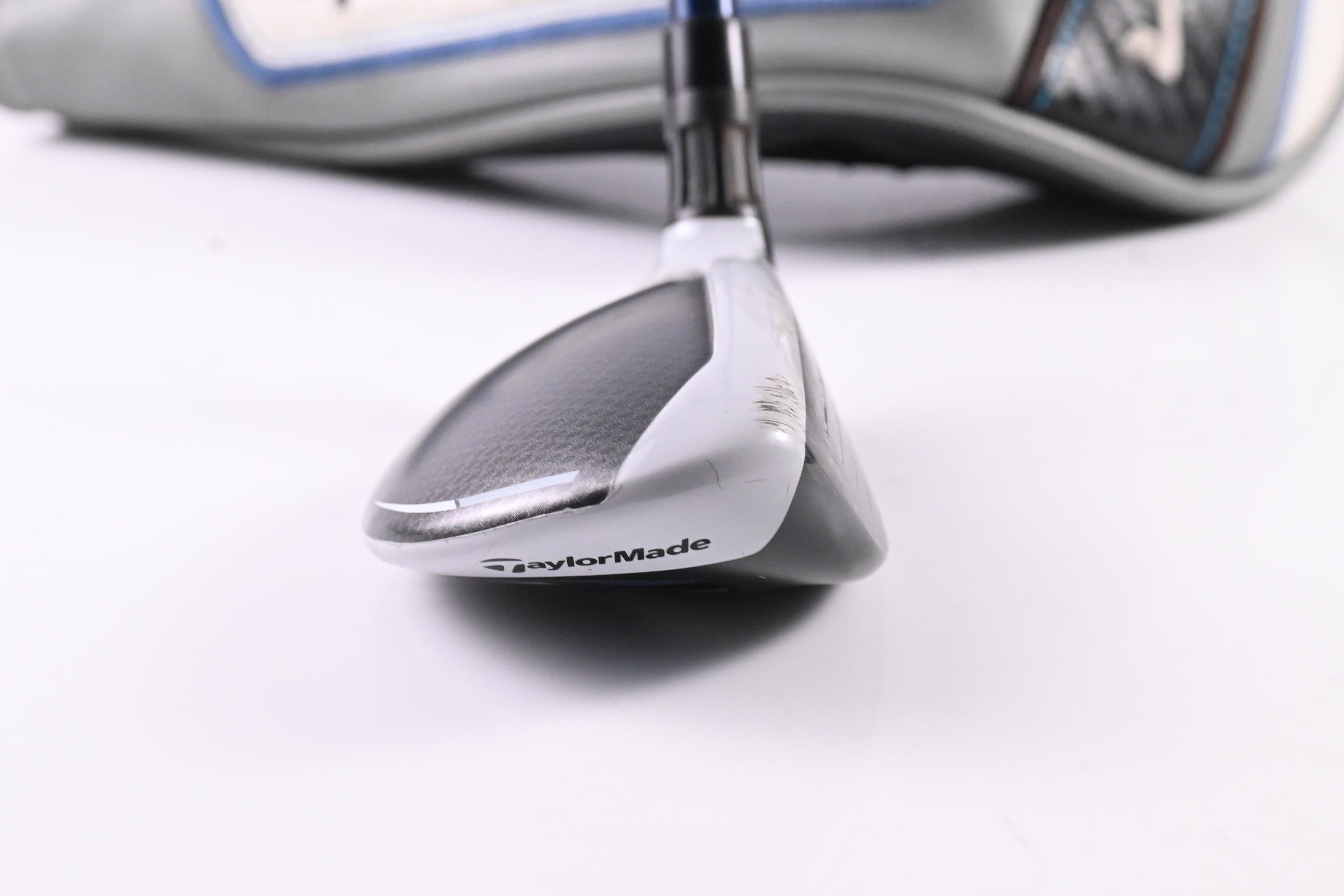 Taylormade SIM Max #4 Hybrid / 22 Degree / Regular Flex Ventus Blue 6 Shaft
