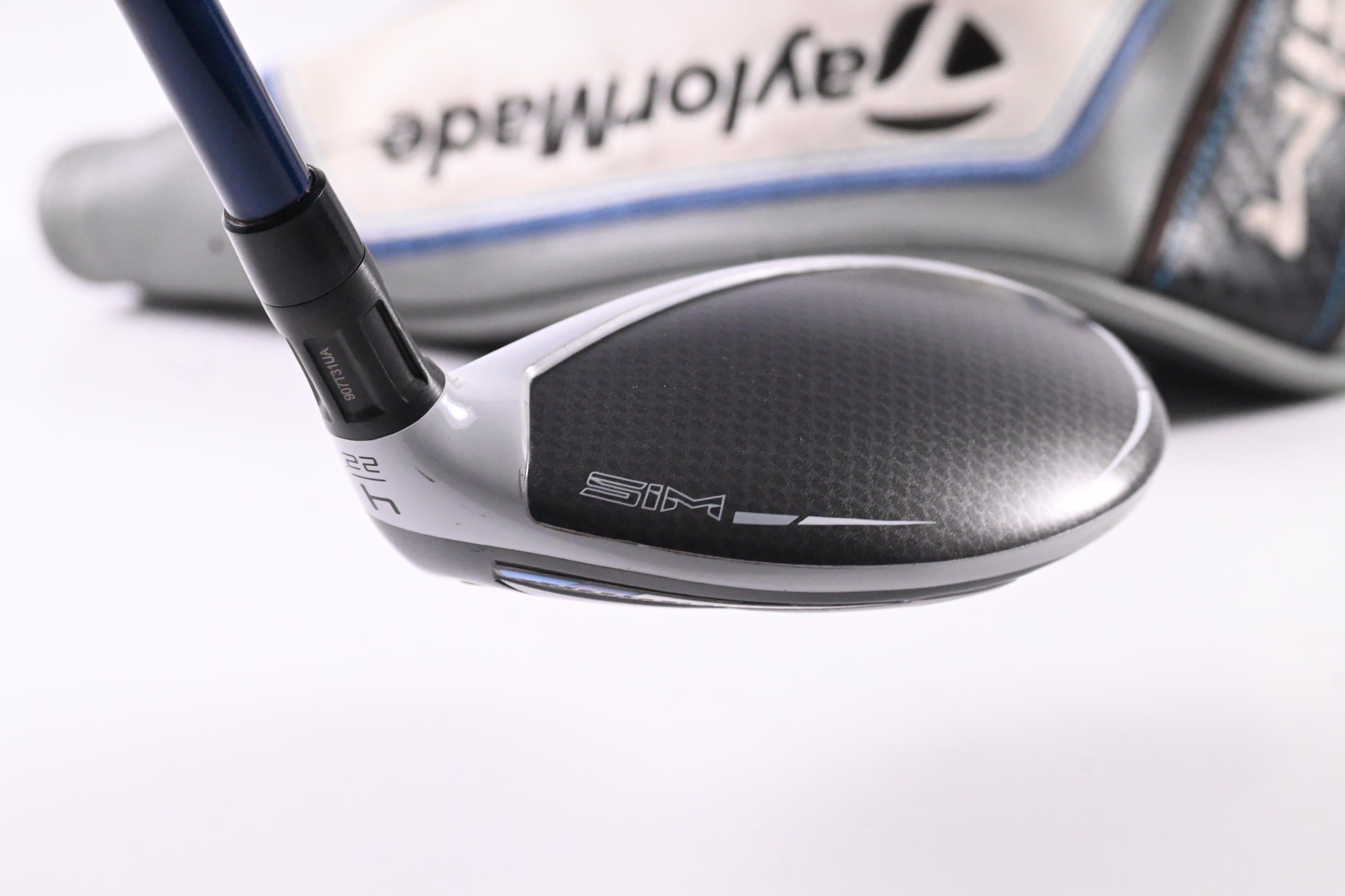 Taylormade SIM Max #4 Hybrid / 22 Degree / Regular Flex Ventus Blue 6 Shaft