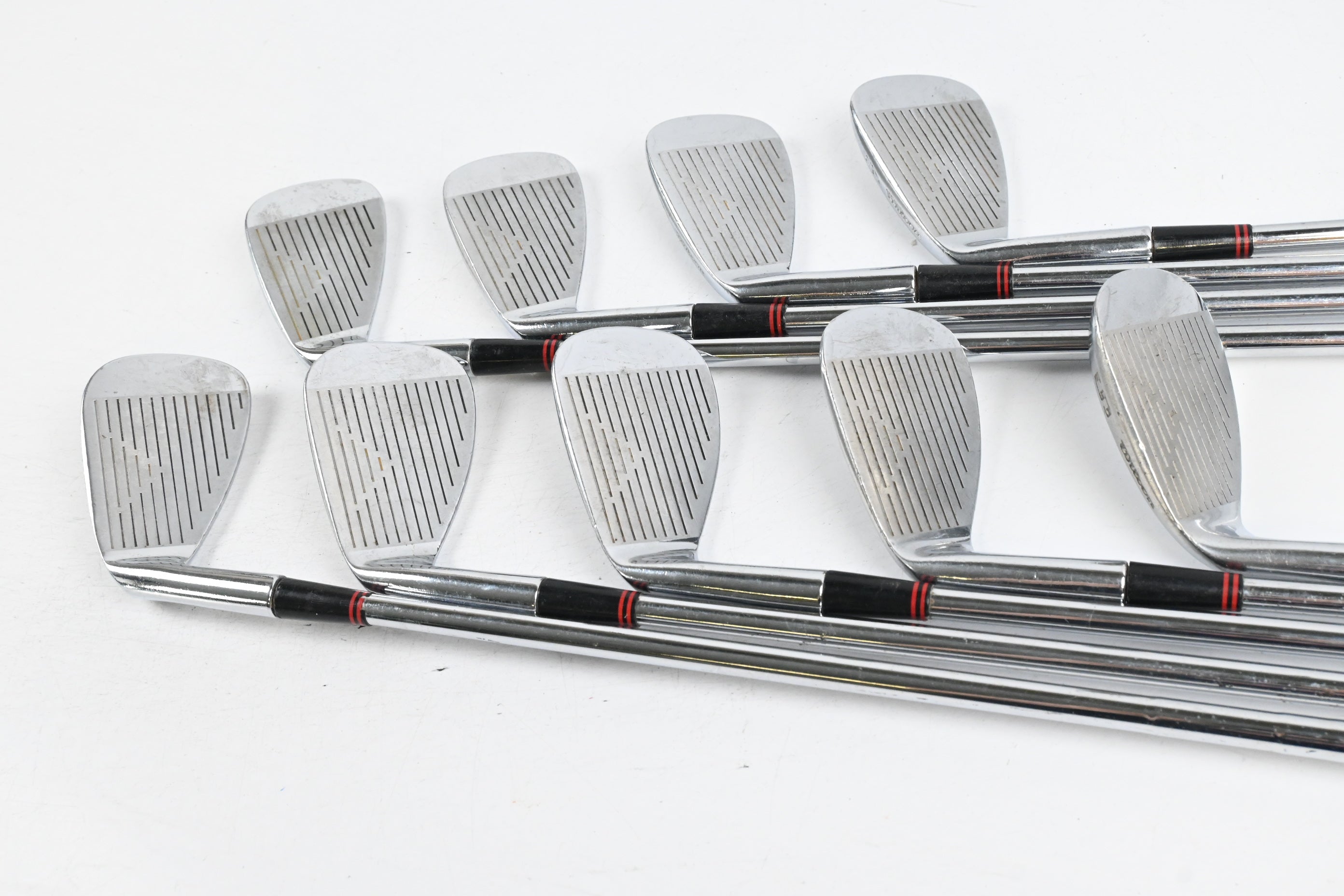 Wilson RM Forged Irons / 3-PW+SW / Regular Flex Fire Stick Shafts