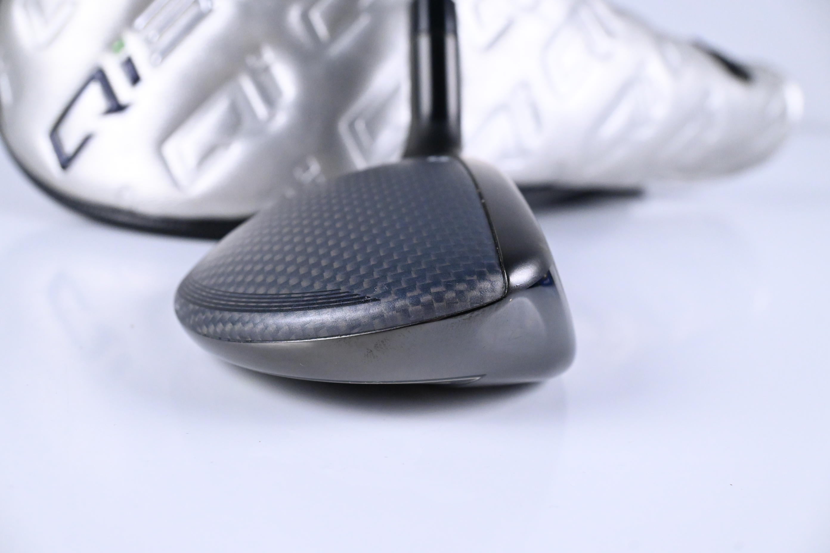 Taylormade Qi35 #4 Hybrid / 23 Degree / Regular Flex Fujikura Air Speeder 50