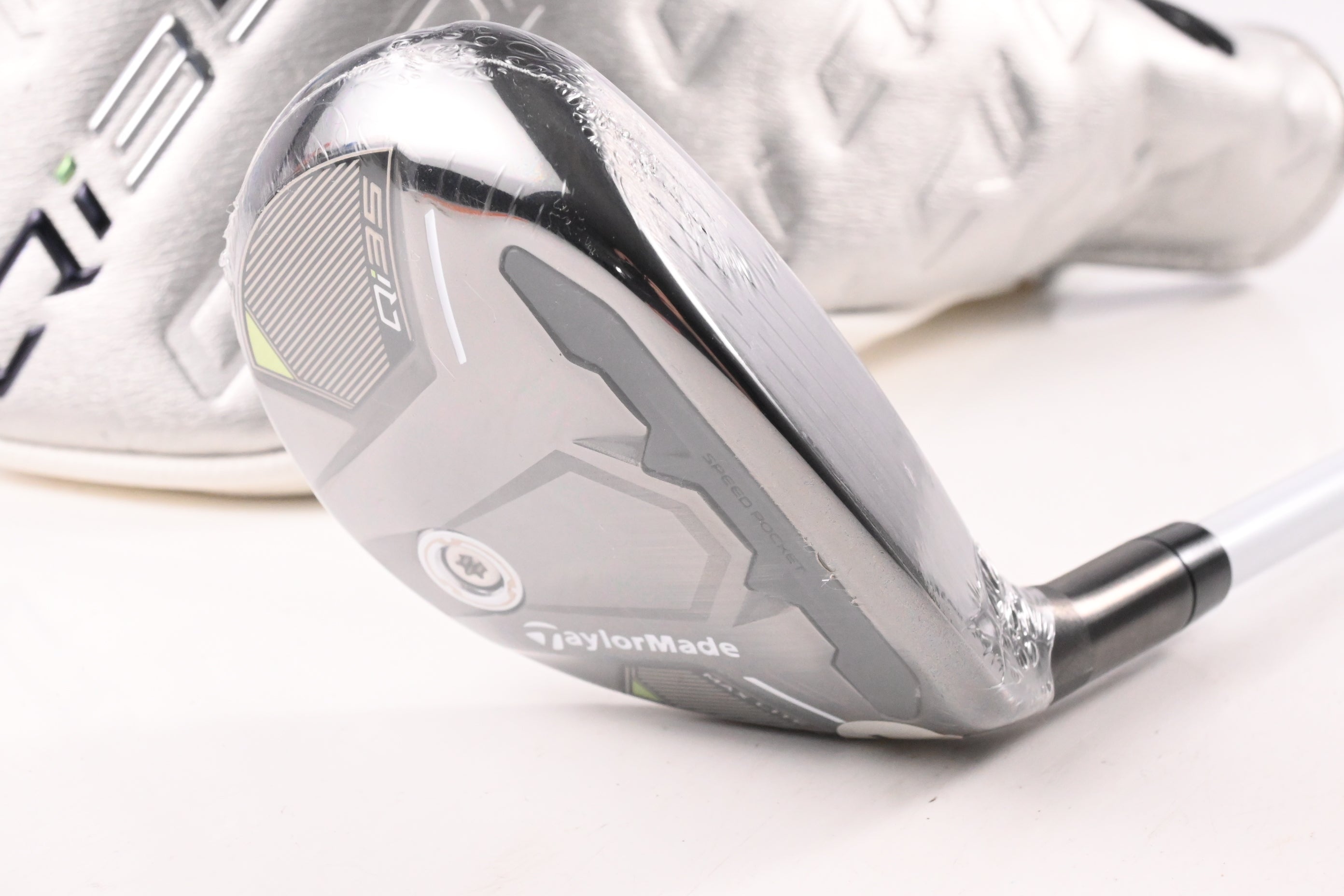 Ladies Taylormade Qi35 Max Lite #5 Hybrid / 27 Degree / Ladies Flex Fujikura 40