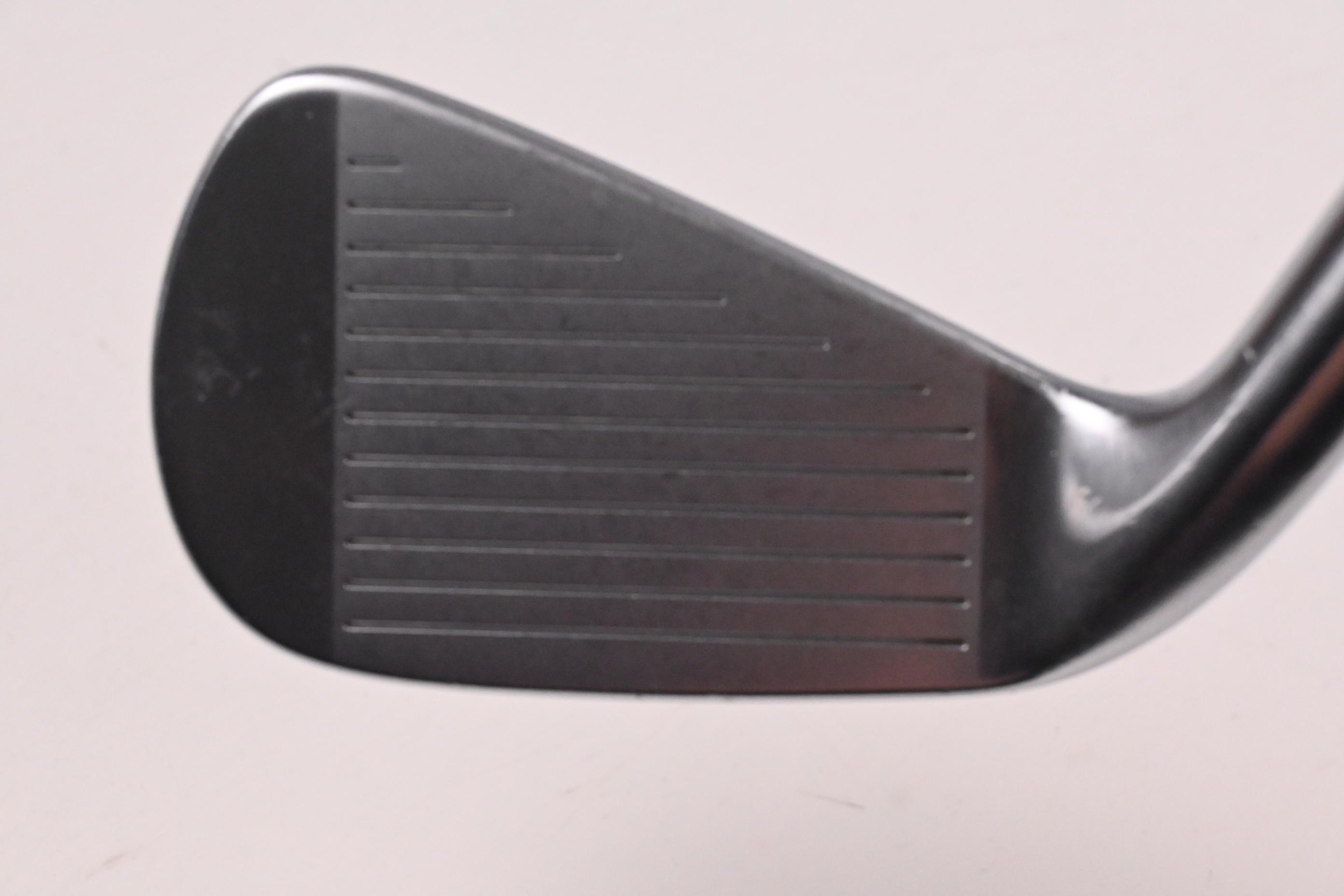 Titleist 712U #3 Iron / 21 Degree / Stiff Flex Dynamic Gold S300 Shaft