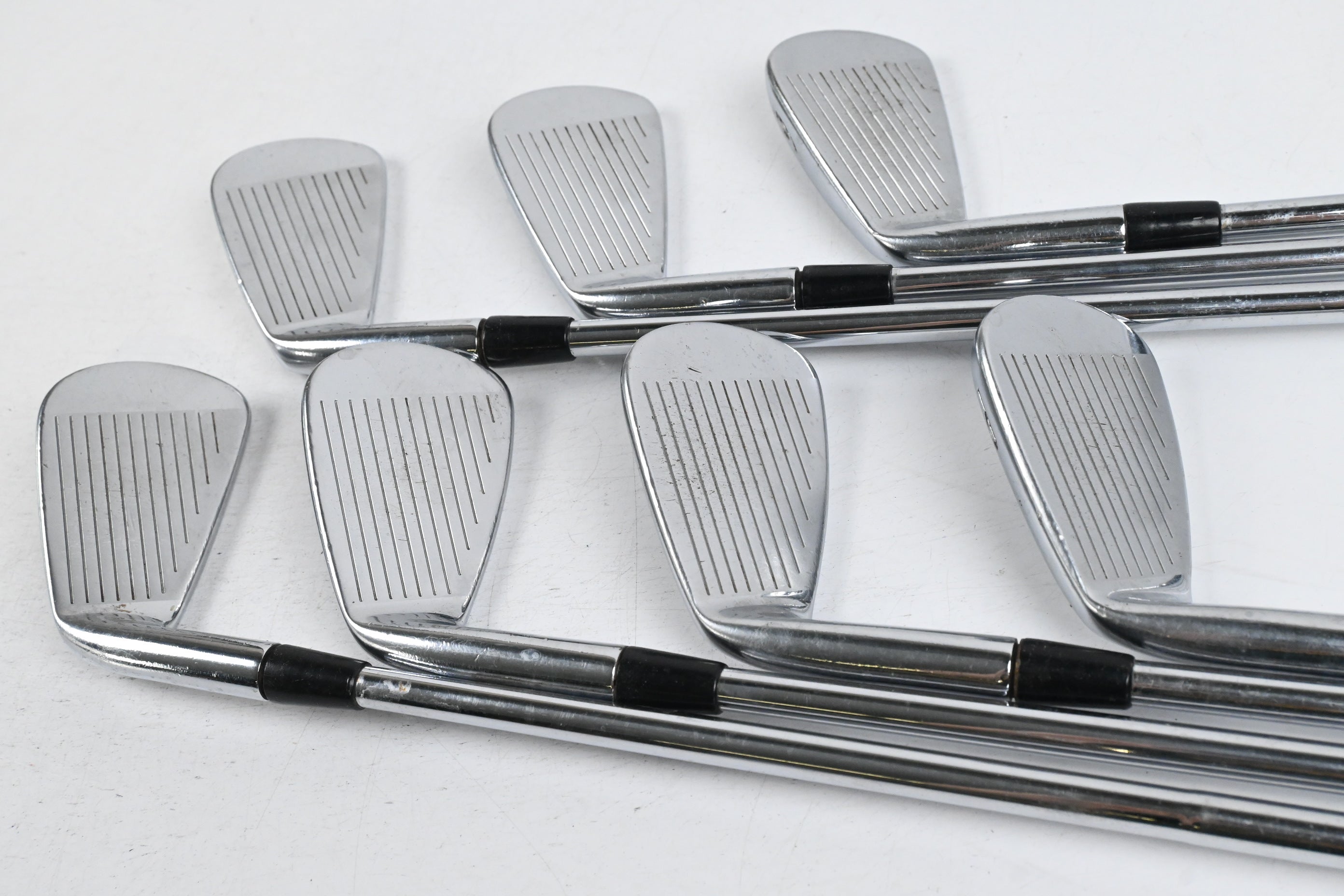 Titleist 712 AP2 Irons / 4-PW / Stiff Flex Dynamic Gold S300 Shafts