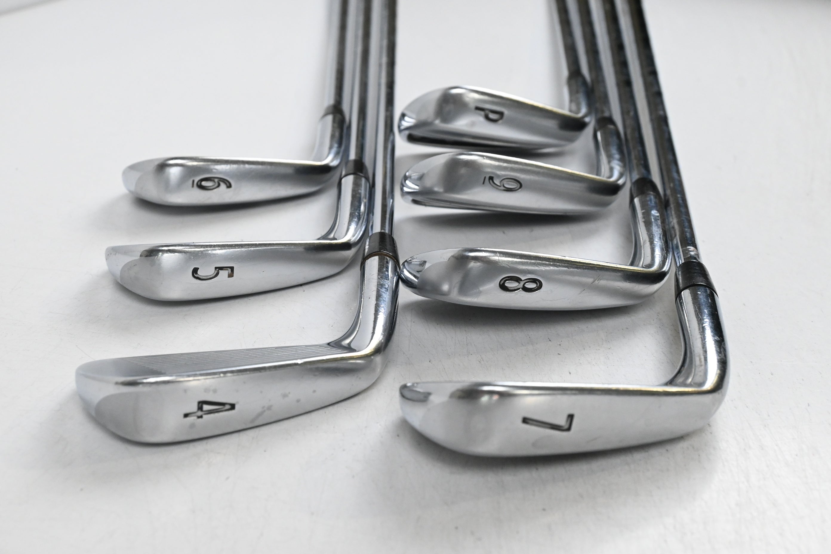 Titleist 712 AP2 Irons / 4-PW / Stiff Flex Dynamic Gold S300 Shafts