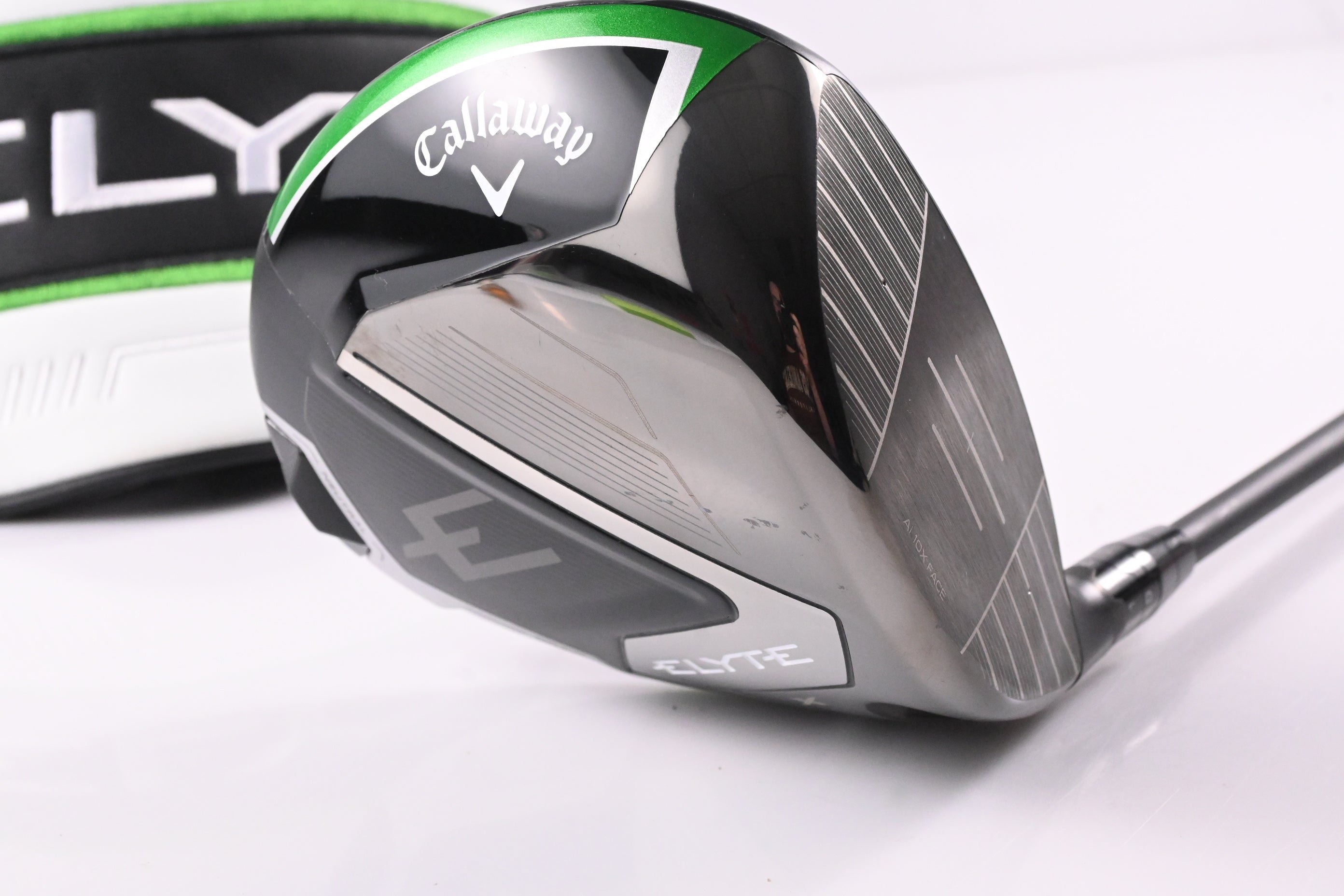 Callaway Elyte X Driver / 10.5 Degree / Regular Flex Vanquish 4 Shaft