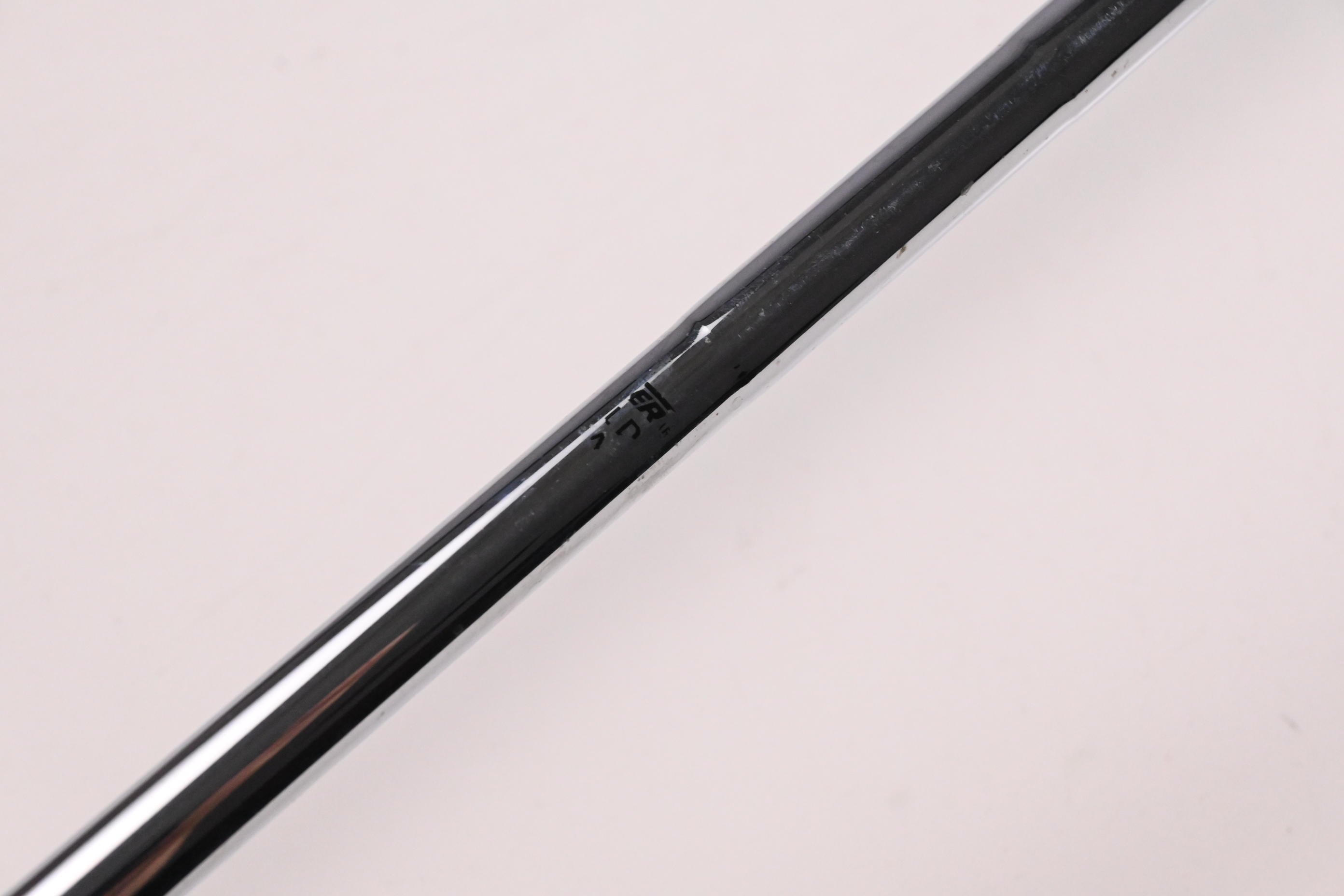 Titleist 712U #3 Iron / 21 Degree / Stiff Flex Dynamic Gold S300 Shaft