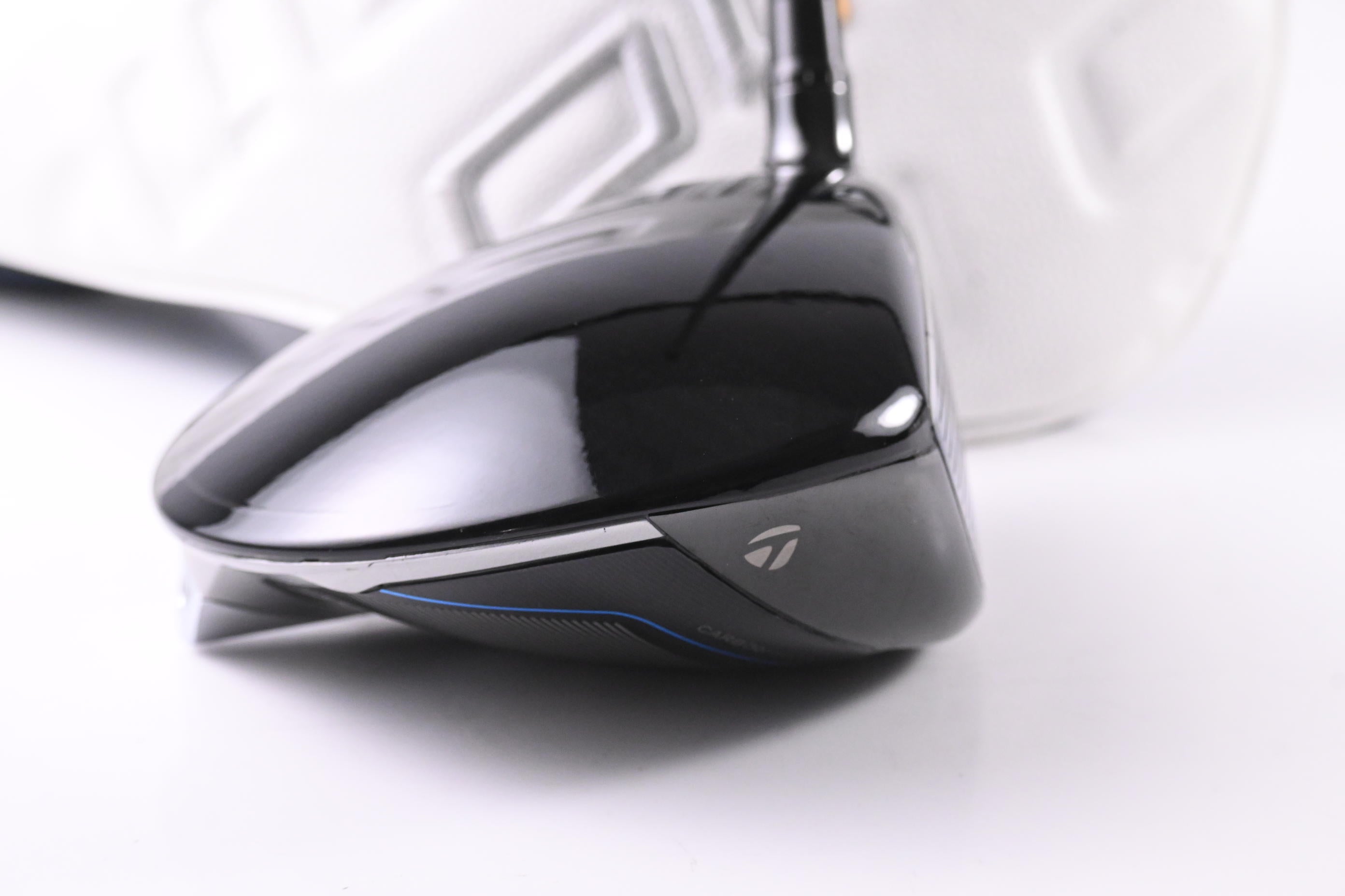 Taylormade Qi10 LS Driver / 10.5 Degree / Stiff Flex Kai'li White 60 Shaft