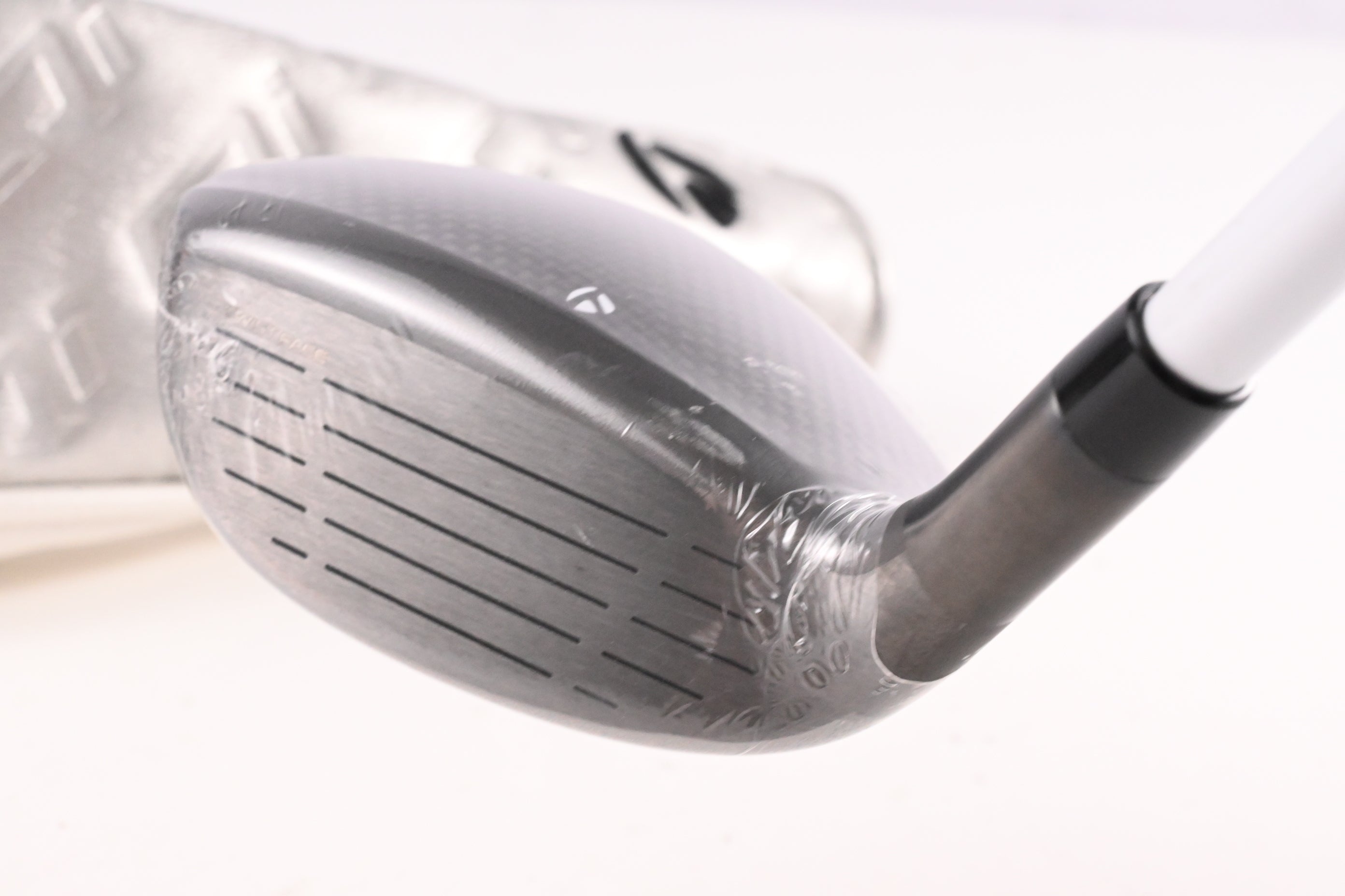 Ladies Taylormade Qi35 Max Lite #5 Hybrid / 27 Degree / Ladies Flex Fujikura 40