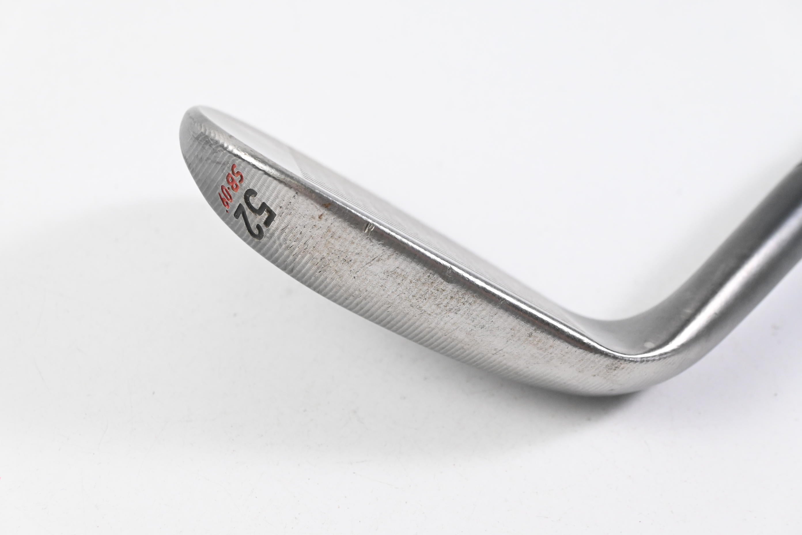 Taylormade Milled Grind 2 Black Gap Wedge / 52 Degree / Stiff Flex Dynamic Gold