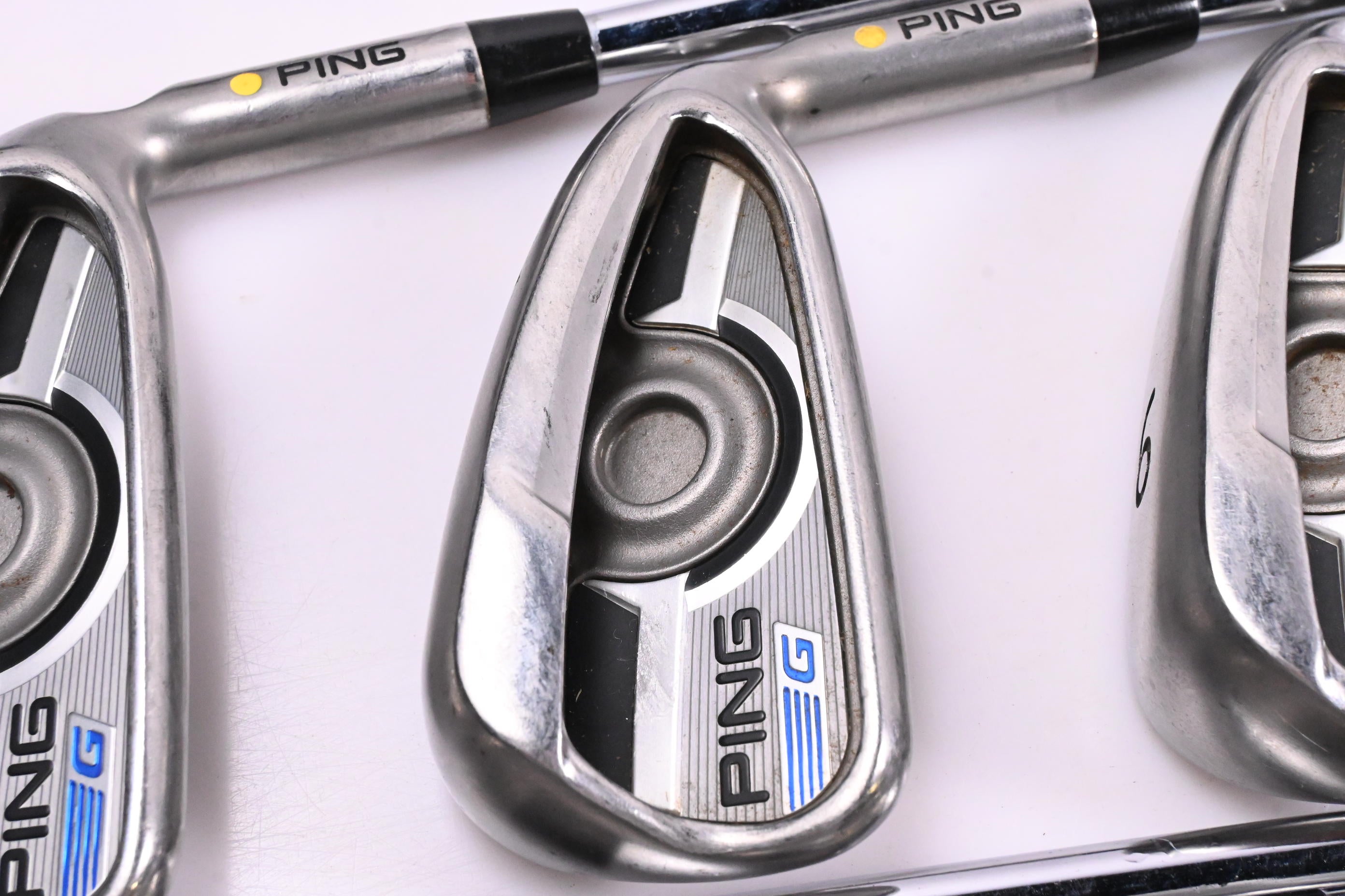 Ping G Series Irons / 4-PW+GW / Yellow Dot / Regular Flex Ping AWT 2.0 Shafts
