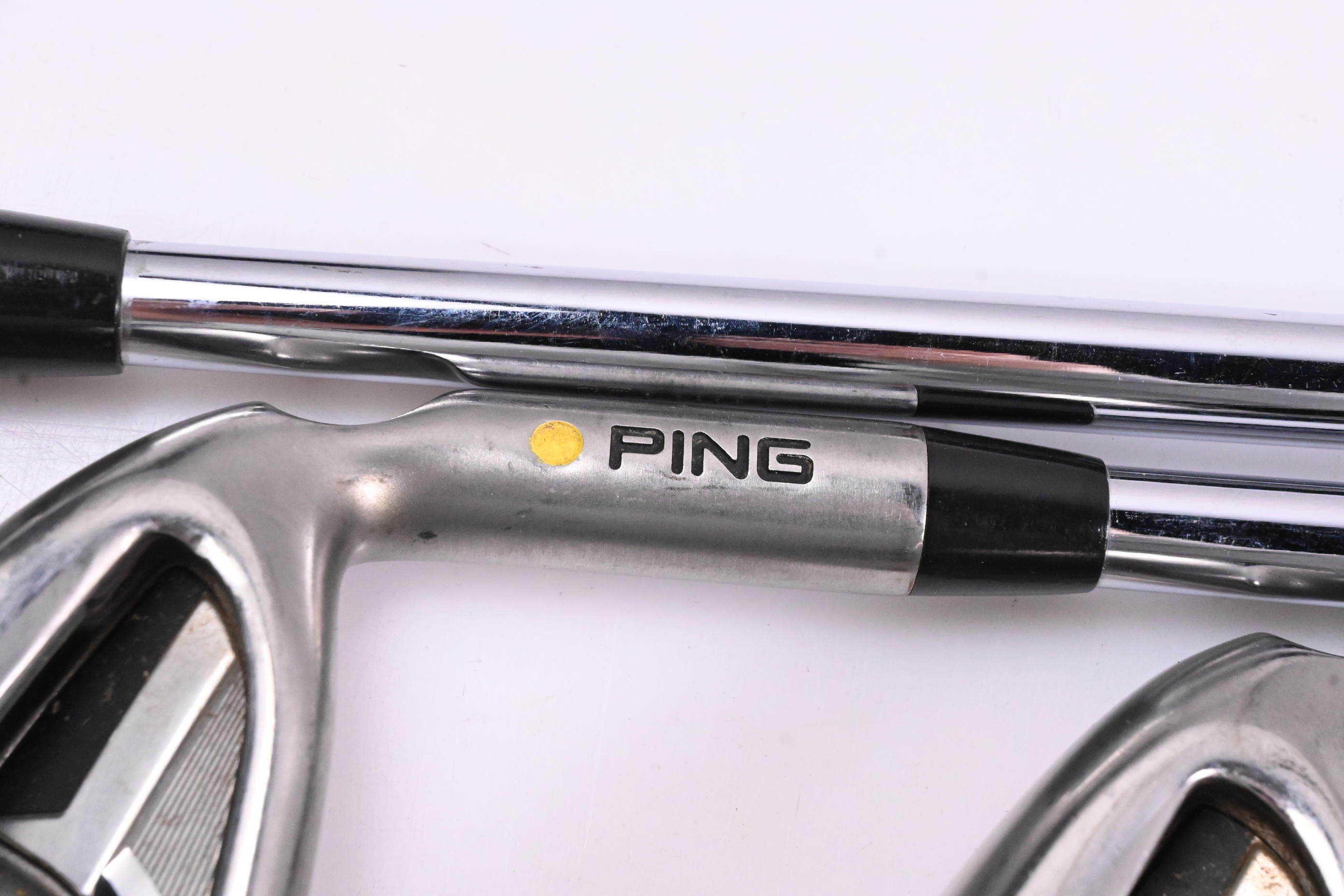 Ping G Series Irons / 4-PW+GW / Yellow Dot / Regular Flex Ping AWT 2.0 Shafts
