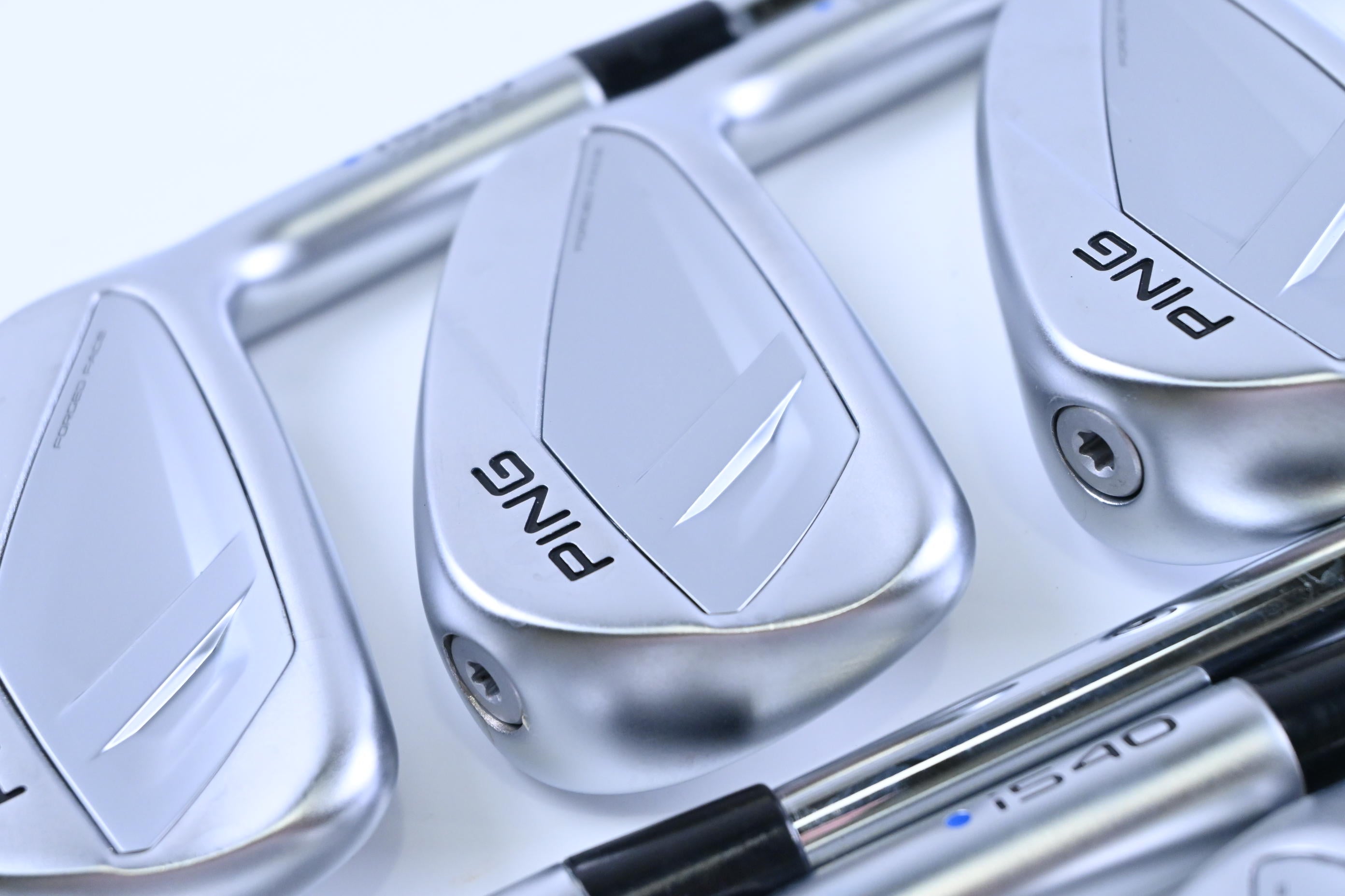 Ping i540 Irons / 4-PW / Blue Dot / Stiff Flex NS Pro Modus3 Tour105 Shafts