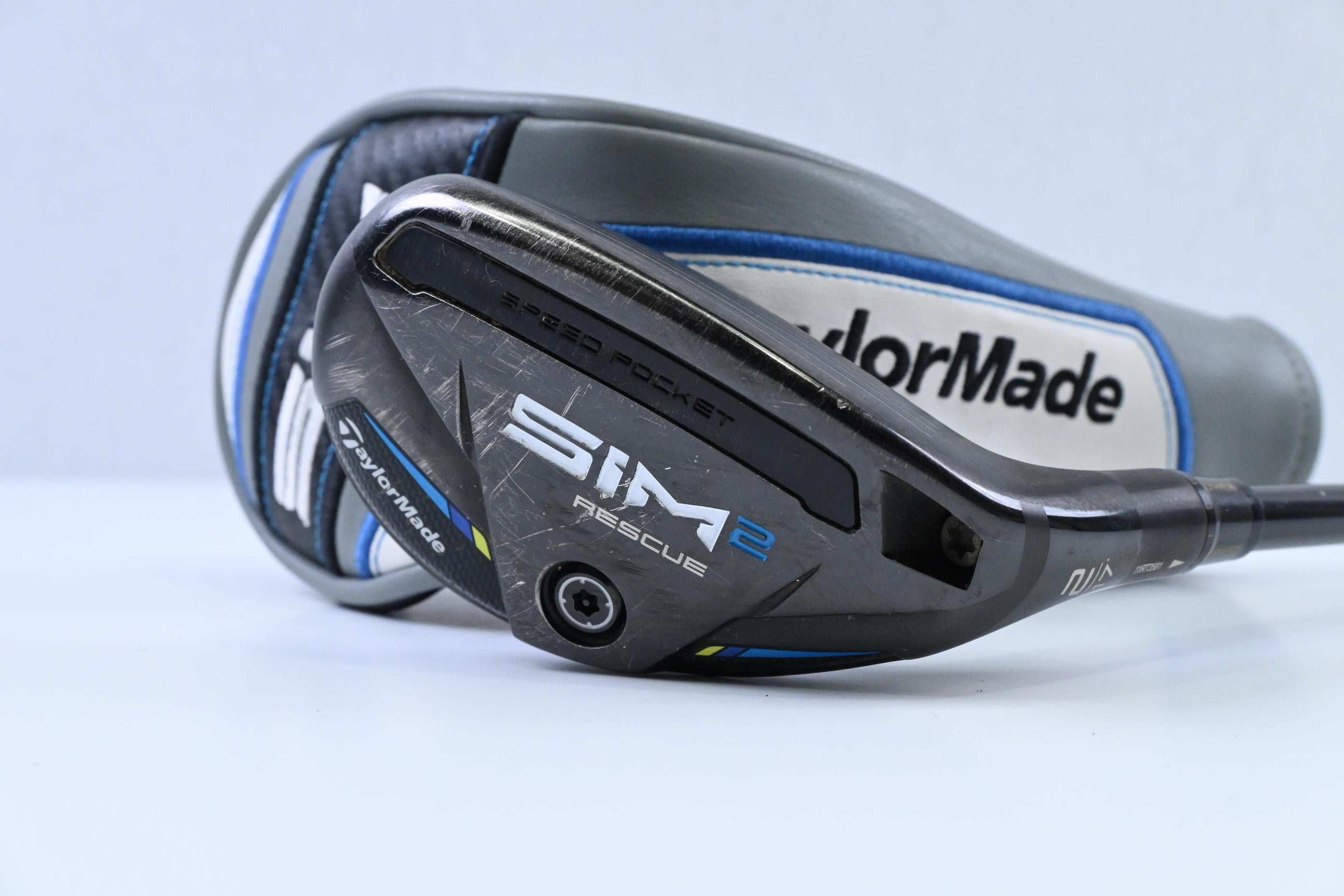Taylormade SIM2 #2 Hybrid / 17 Degree / Regular Flex Tensei AV Blue 70 Shaft