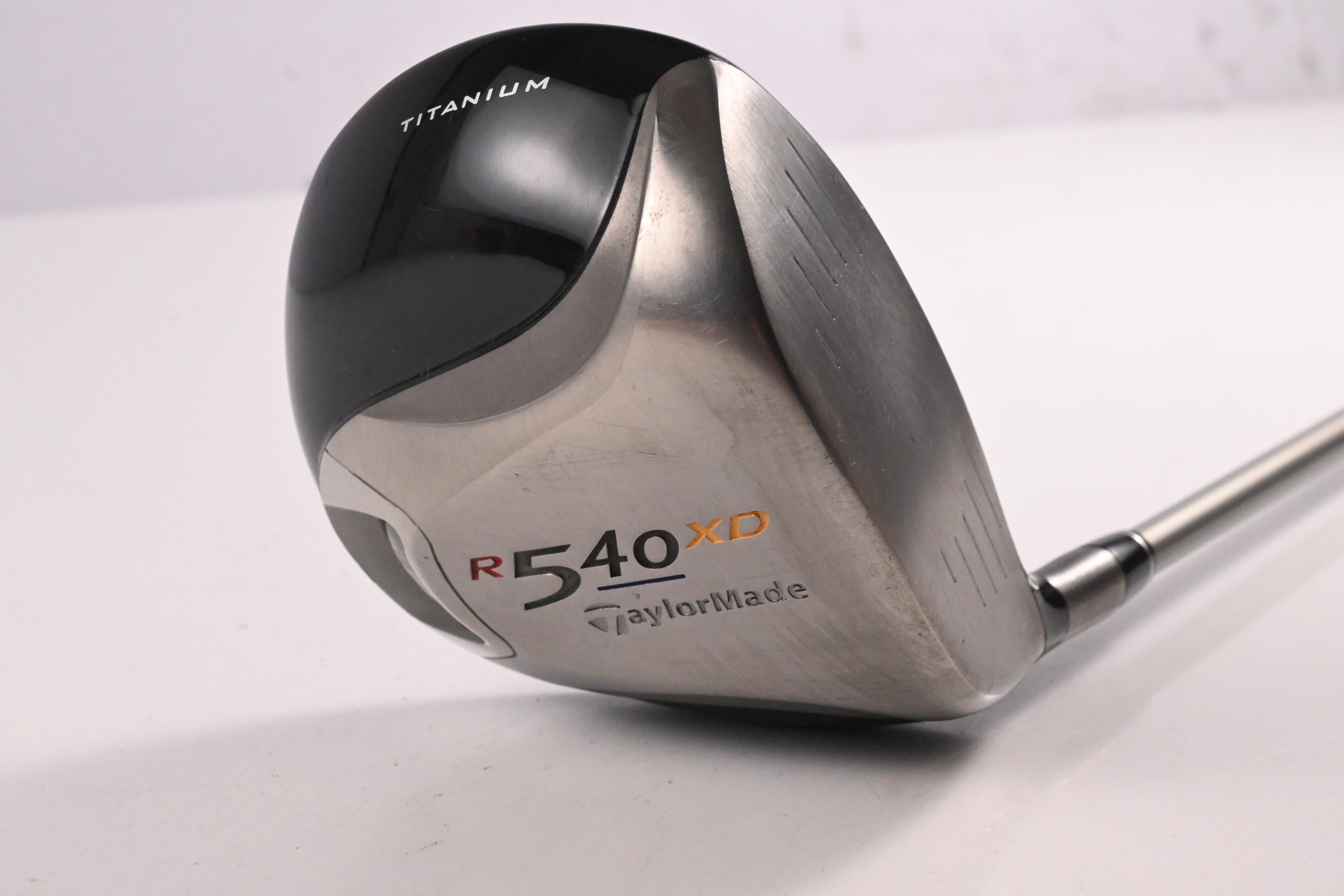 Taylormade R540 XD Driver / 10.5 Degree / Stiff Flex Fujikura Speeder TM-55
