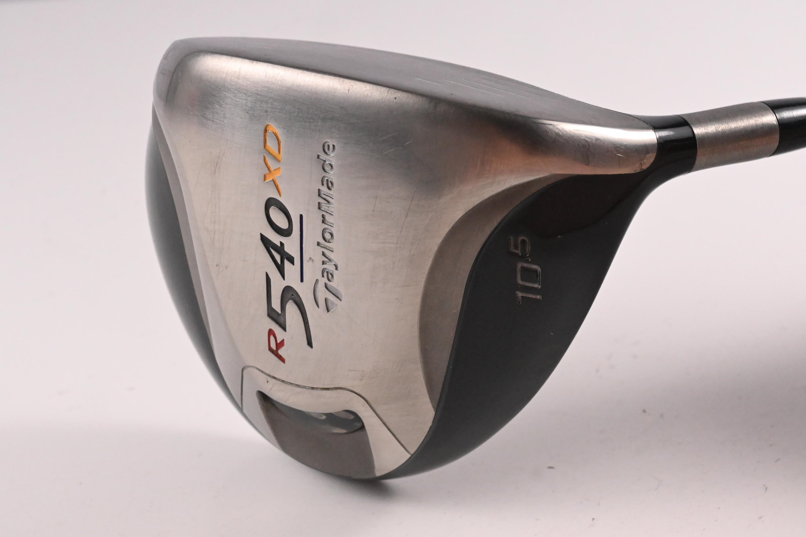 Taylormade R540 XD Driver / 10.5 Degree / Stiff Flex Fujikura Speeder TM-55