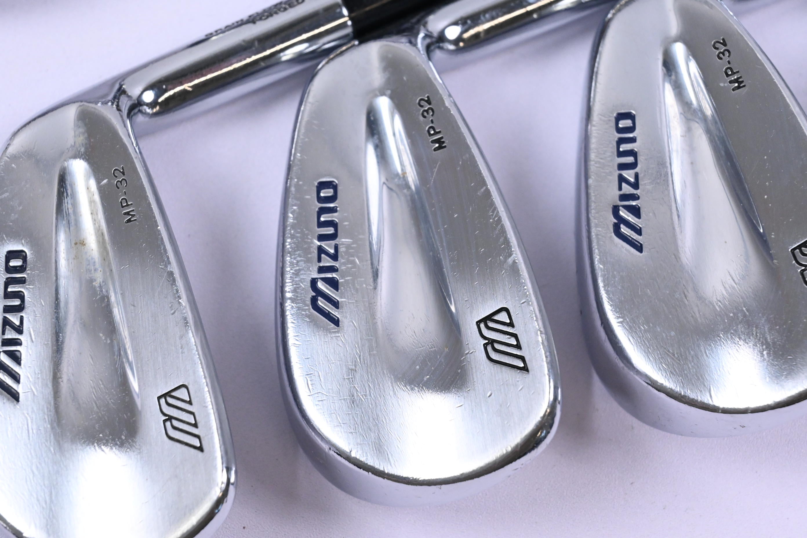 Mizuno MP-32 Irons / 3-PW / Regular Flex Dynamic Gold R300 Shafts