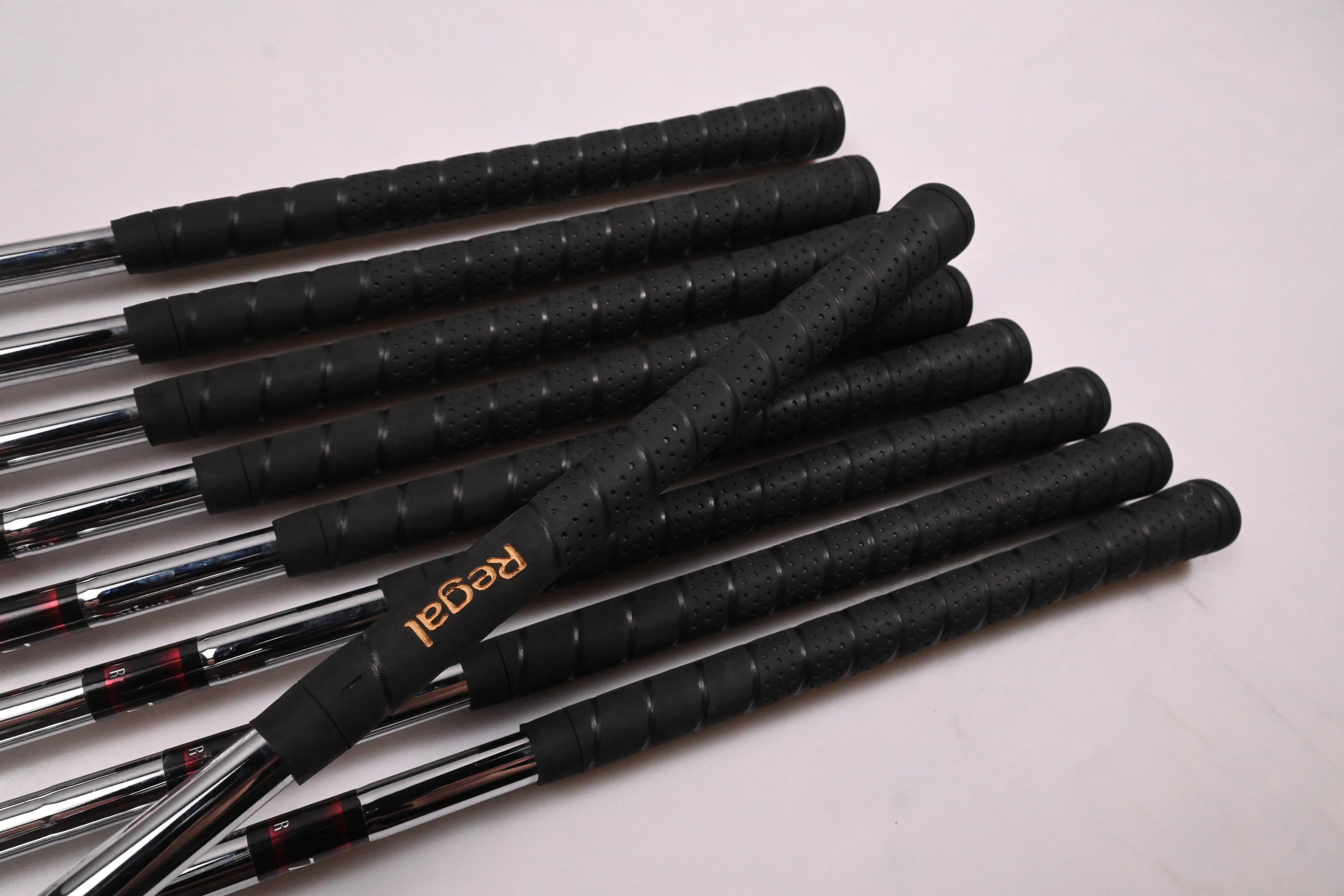 Regal Axxis-996 Irons / 3-PW+SW / Regular Flex True Temper Shafts
