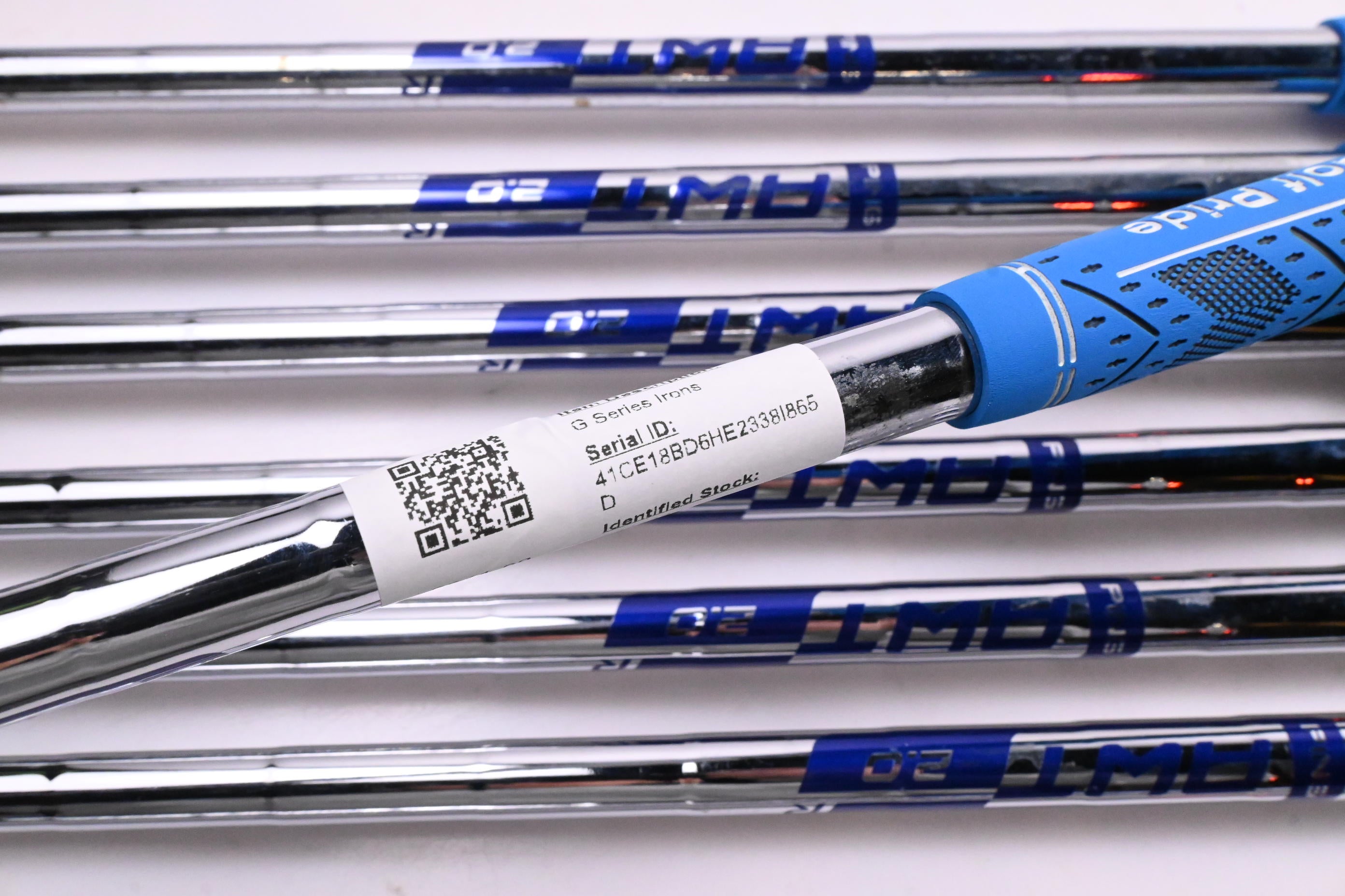 Ping G Series Irons / 4-PW+GW / Yellow Dot / Regular Flex Ping AWT 2.0 Shafts