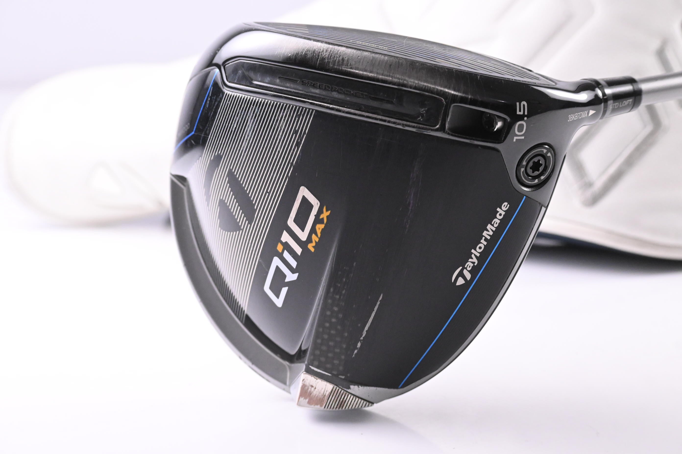 Taylormade Qi10 Max Driver / 10.5 Degree / Regular Flex Fujikura SpeederNX TCS