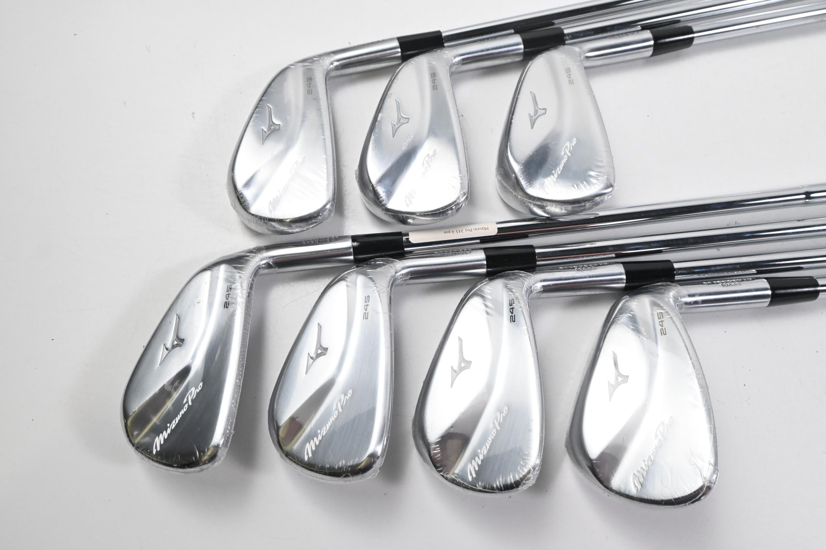 Mizuno Pro 245 Irons / 4-PW / Regular Flex Dynamic Gold R300 Mid 100 Shafts