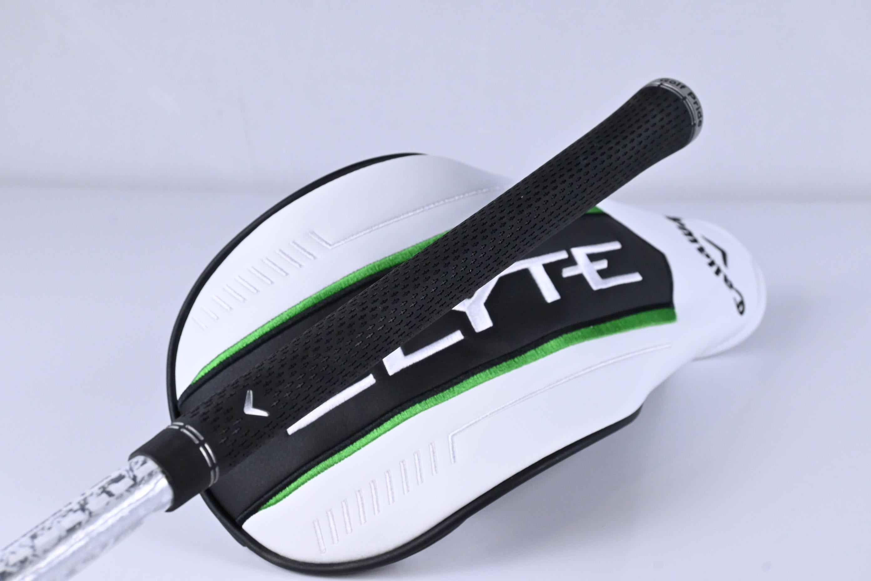 Callaway Elyte Driver / 10.5 Degree / Regular Flex Denali Charcoal 50 Shaft