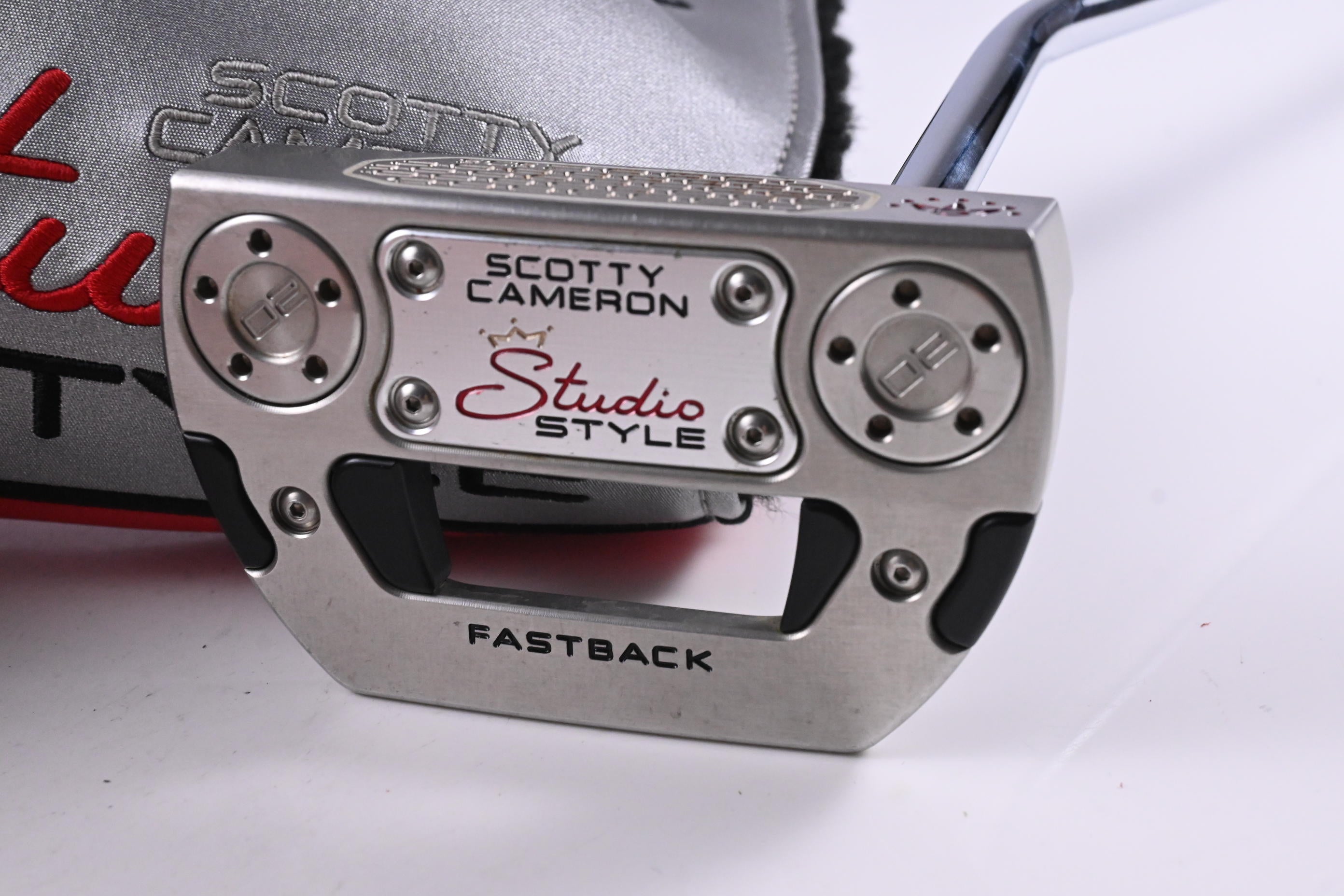 Scotty Cameron 2025 Studio Style Fastback Putter / 33 Inch