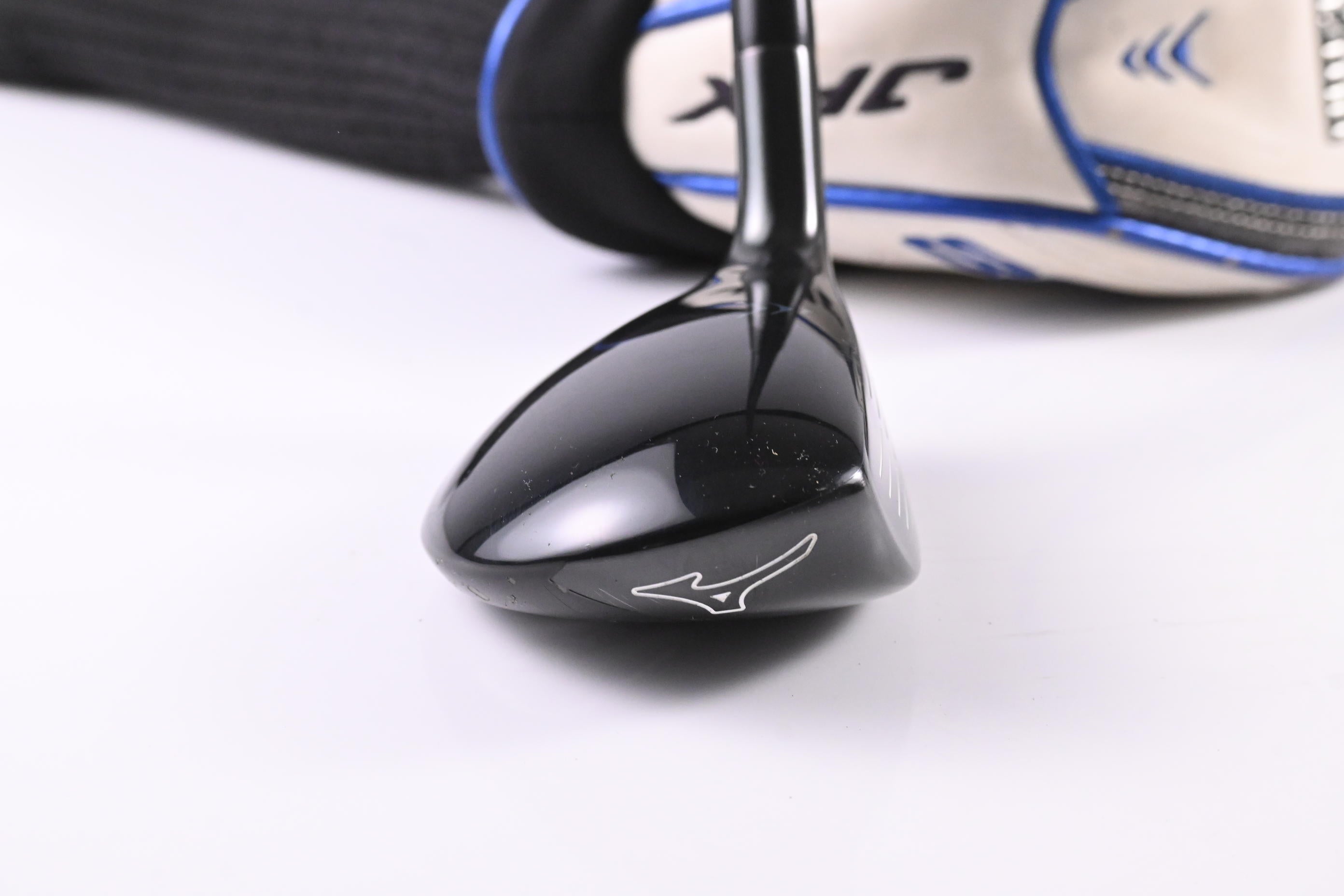 Mizuno JPX 825 #2 Hybrid / 16 Degree / Stiff Flex Fujikura Orochi 85 Shaft