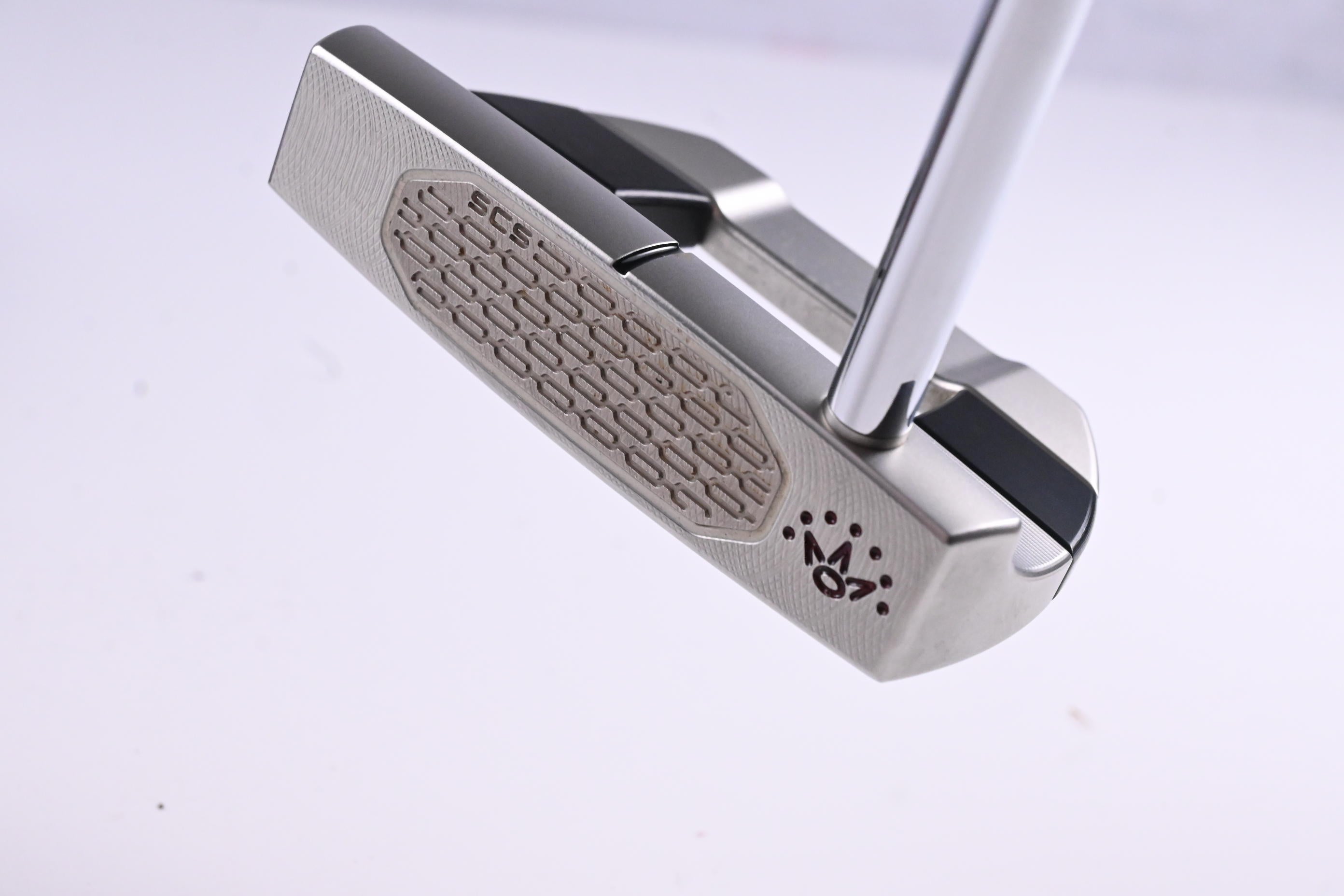 Scotty Cameron 2025 Studio Style Fastback Putter / 33 Inch