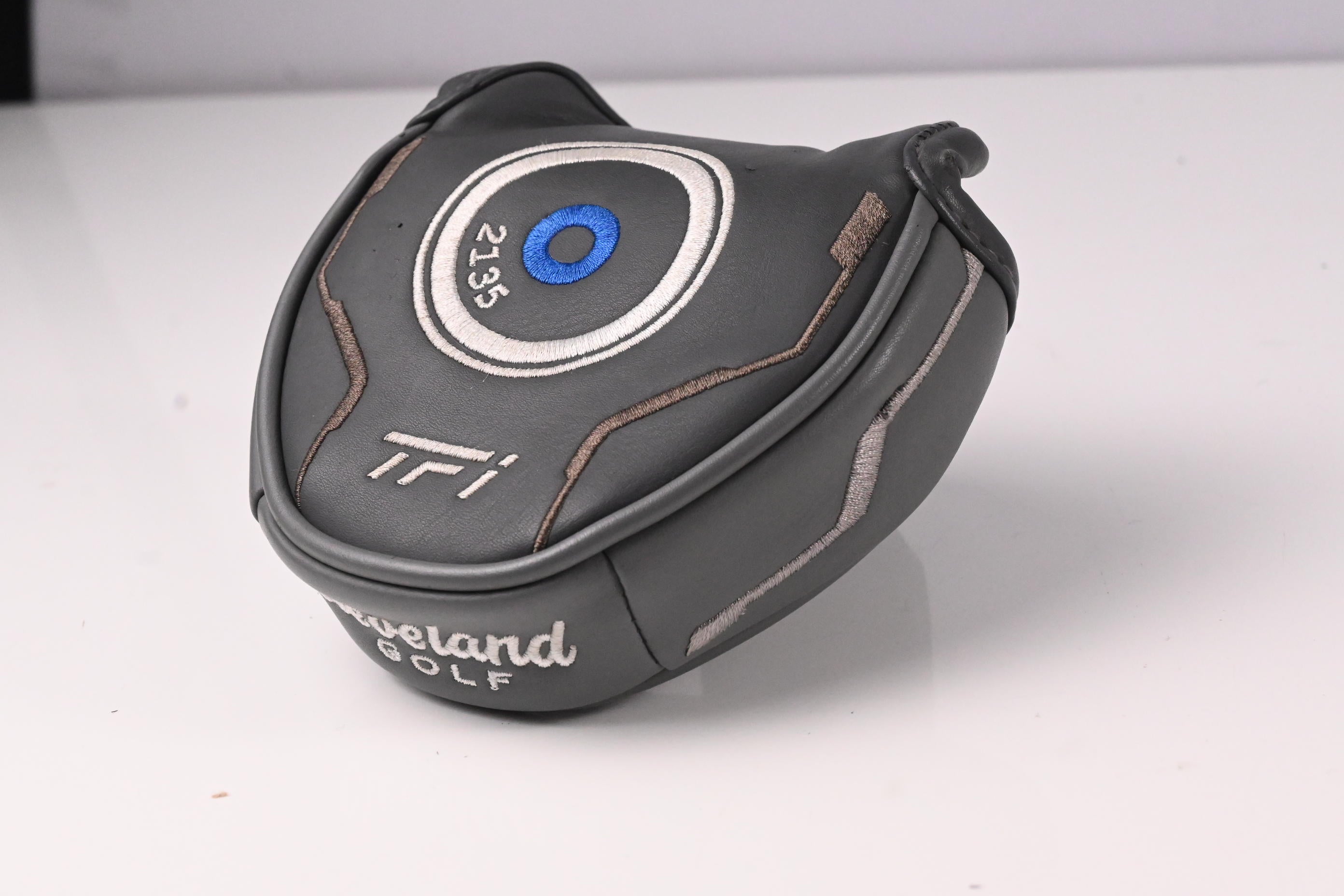 Cleveland HB Soft 2 Black Satin Putter / 34 Inch