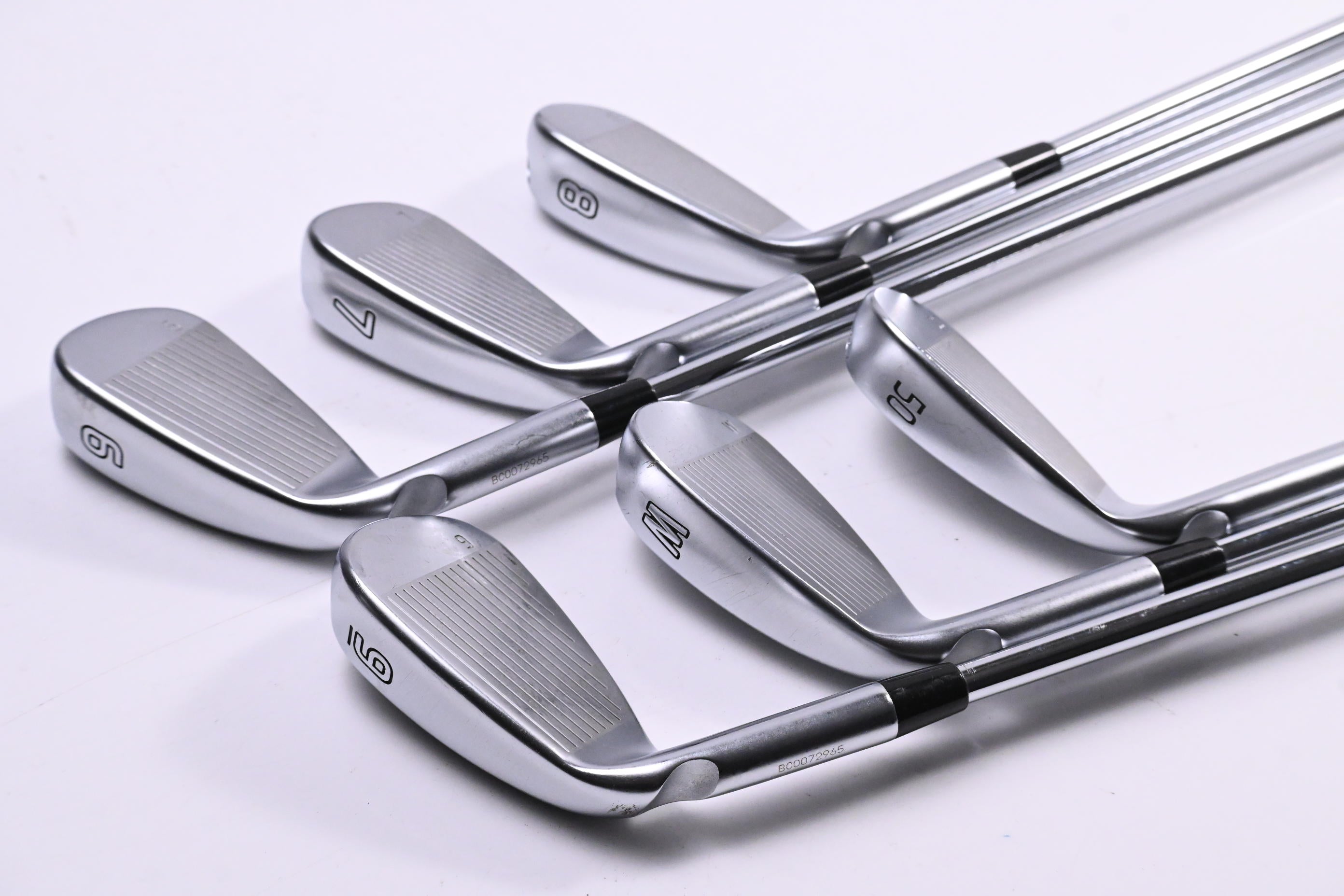 Ping G730 Irons / 6-PW+50° / Black Dot / Regular Flex Ping AWT 3.0 Shafts