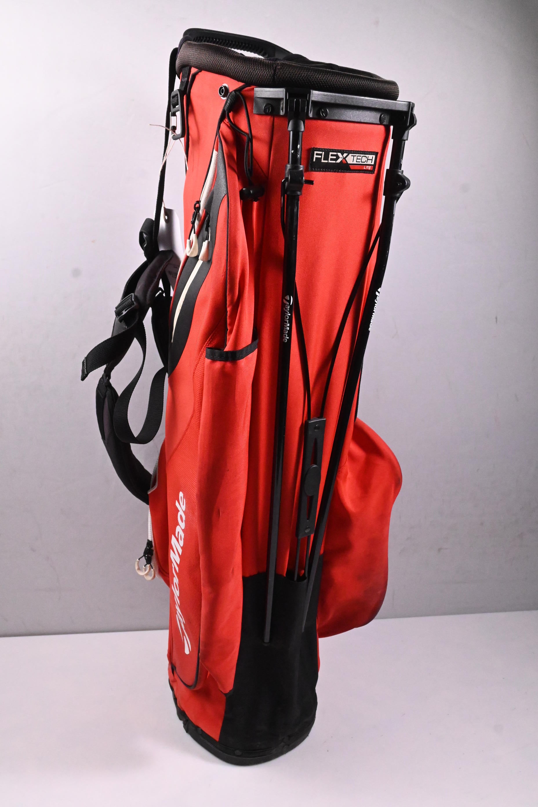 Taylormade Flex Tech Lite Stand Bag / 4-Way Divider / Red, Black