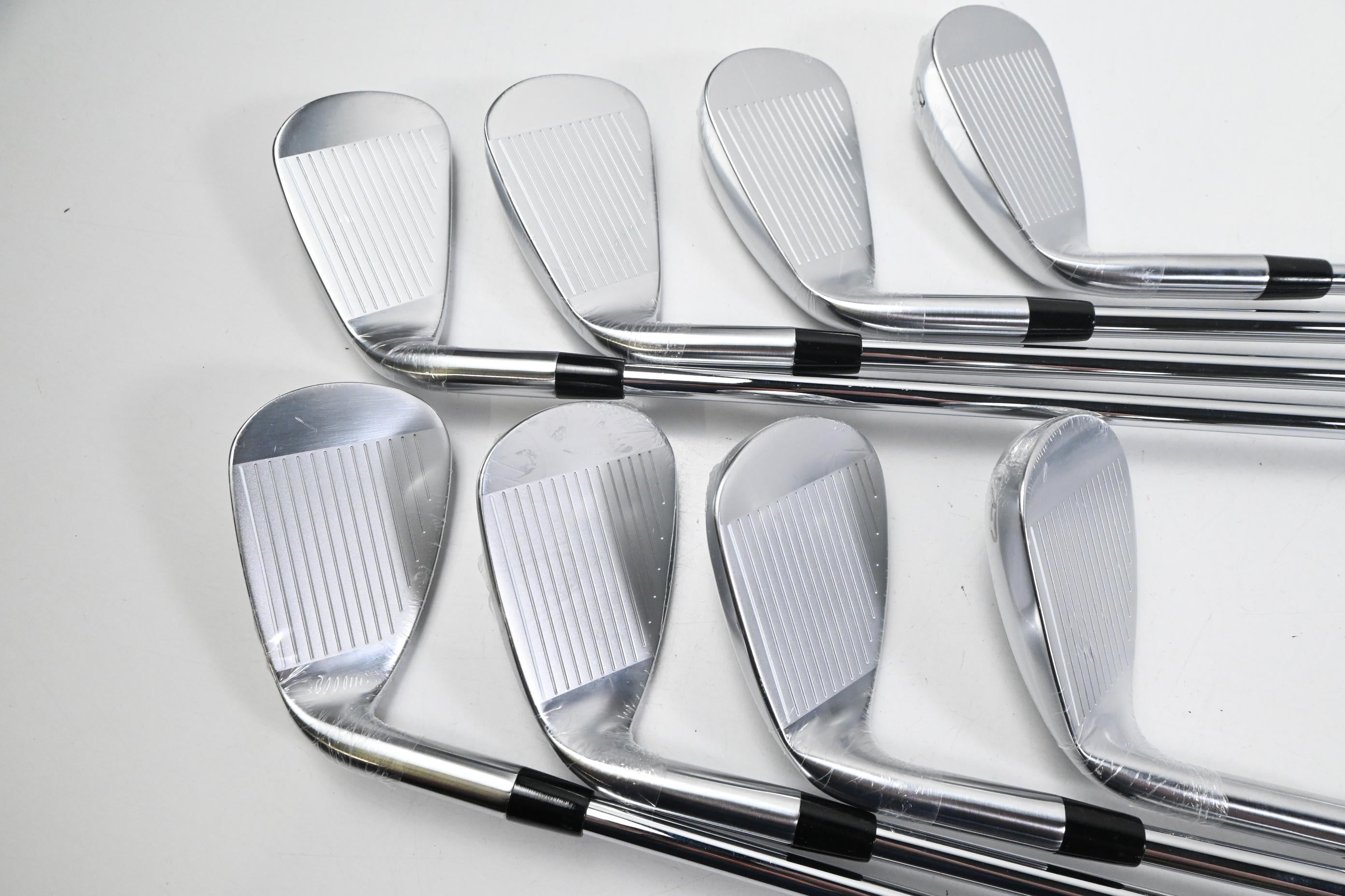 Callaway Quantum Max OS Irons / 5-PW+GW+SW / Regular Flex Elevate 85 Shafts