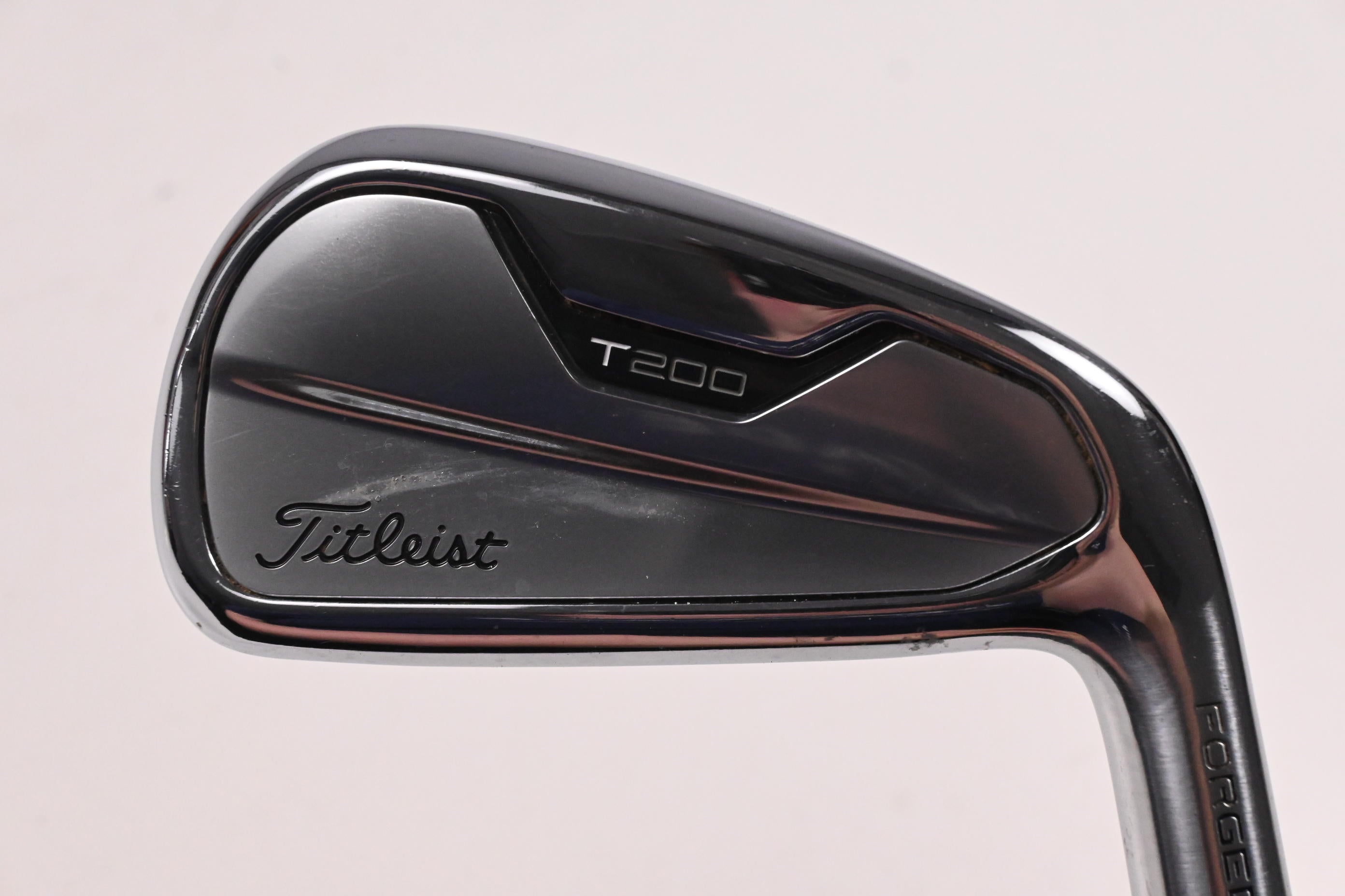 Titleist T200 Utility #2 Iron / 17 Degree / Stiff Flex HZRDUS Smoke RDX Black 90