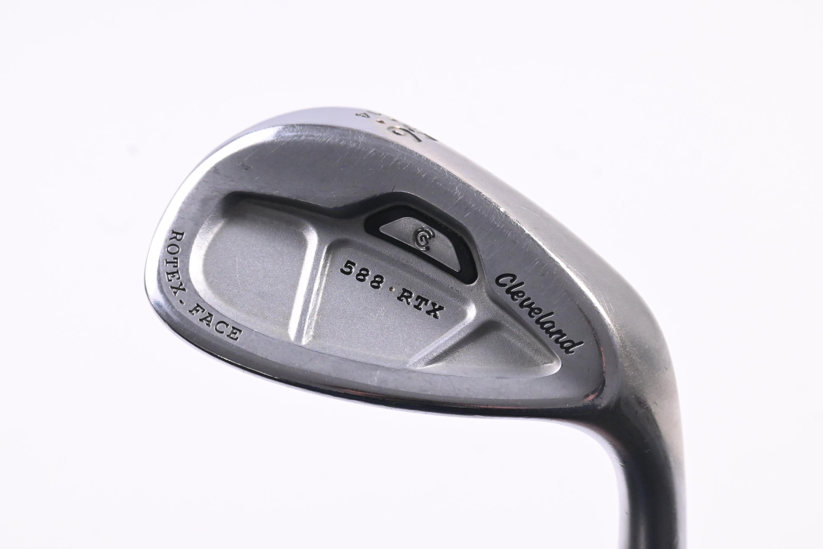 Cleveland 588 RTX Sand Wedge / 56 Degree / Regular+ Flex Project X Shaft