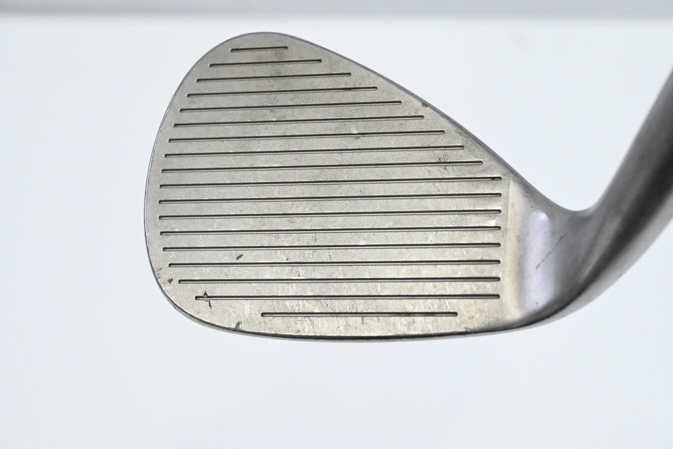 Wilson Staff Model HT Sand Wedge / 56 Degree / Stiff Flex Dynamic Gold S300 120