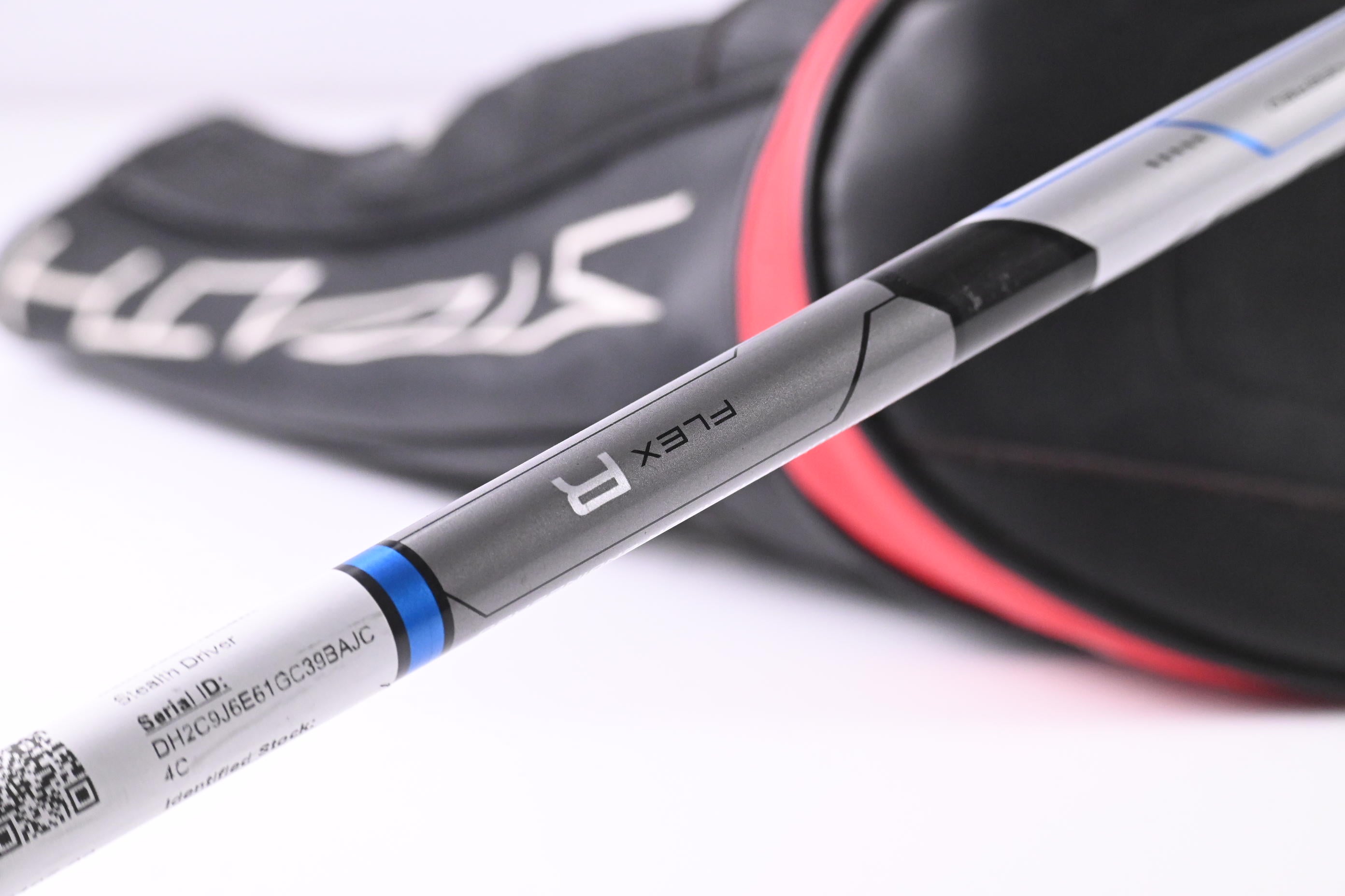 Taylormade Stealth Driver / 10.5 Degree / Regular Flex Fujikura Speeder 57 Shaft