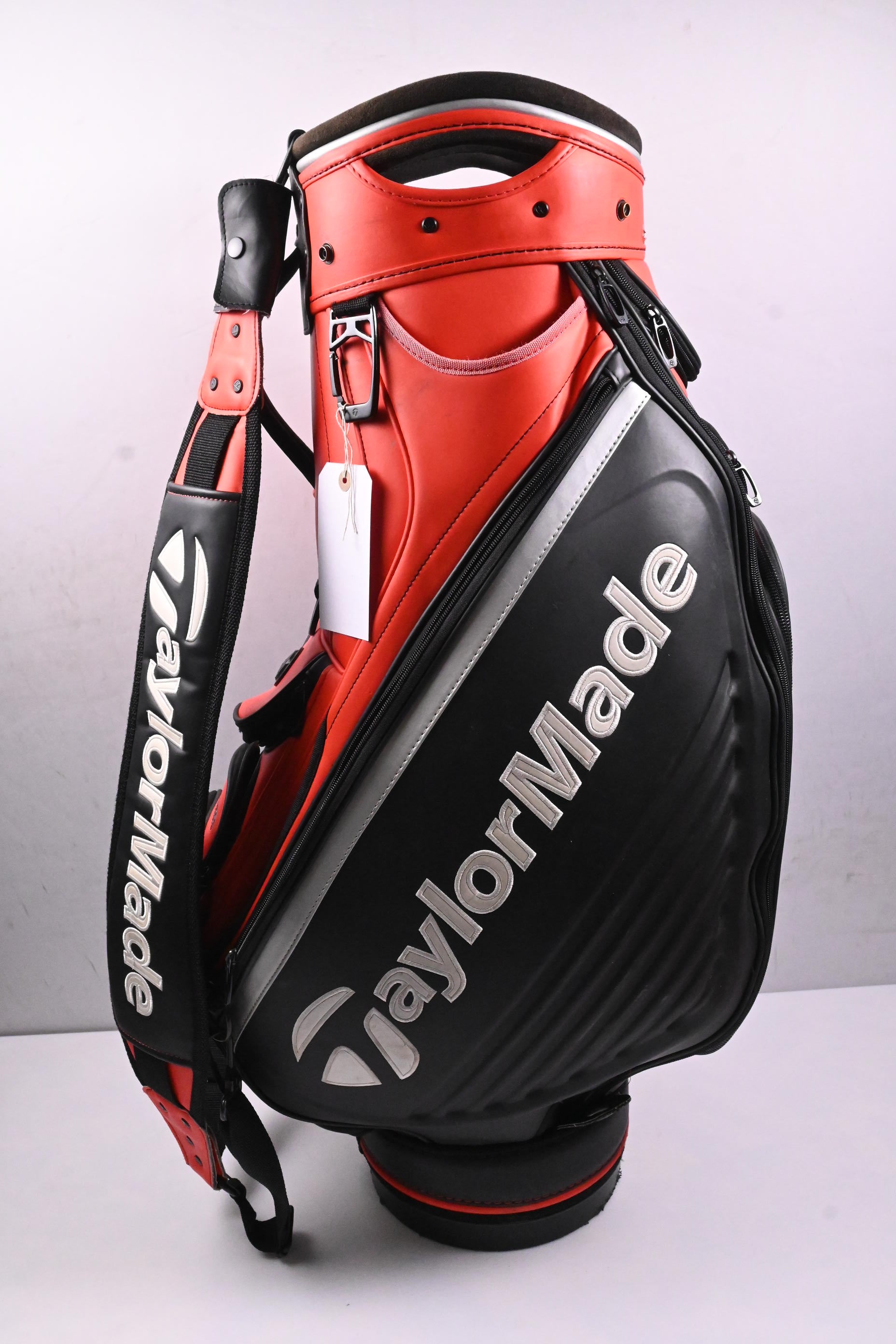 Taylormade Tour Bag / 6-Way Divider / Black, Red