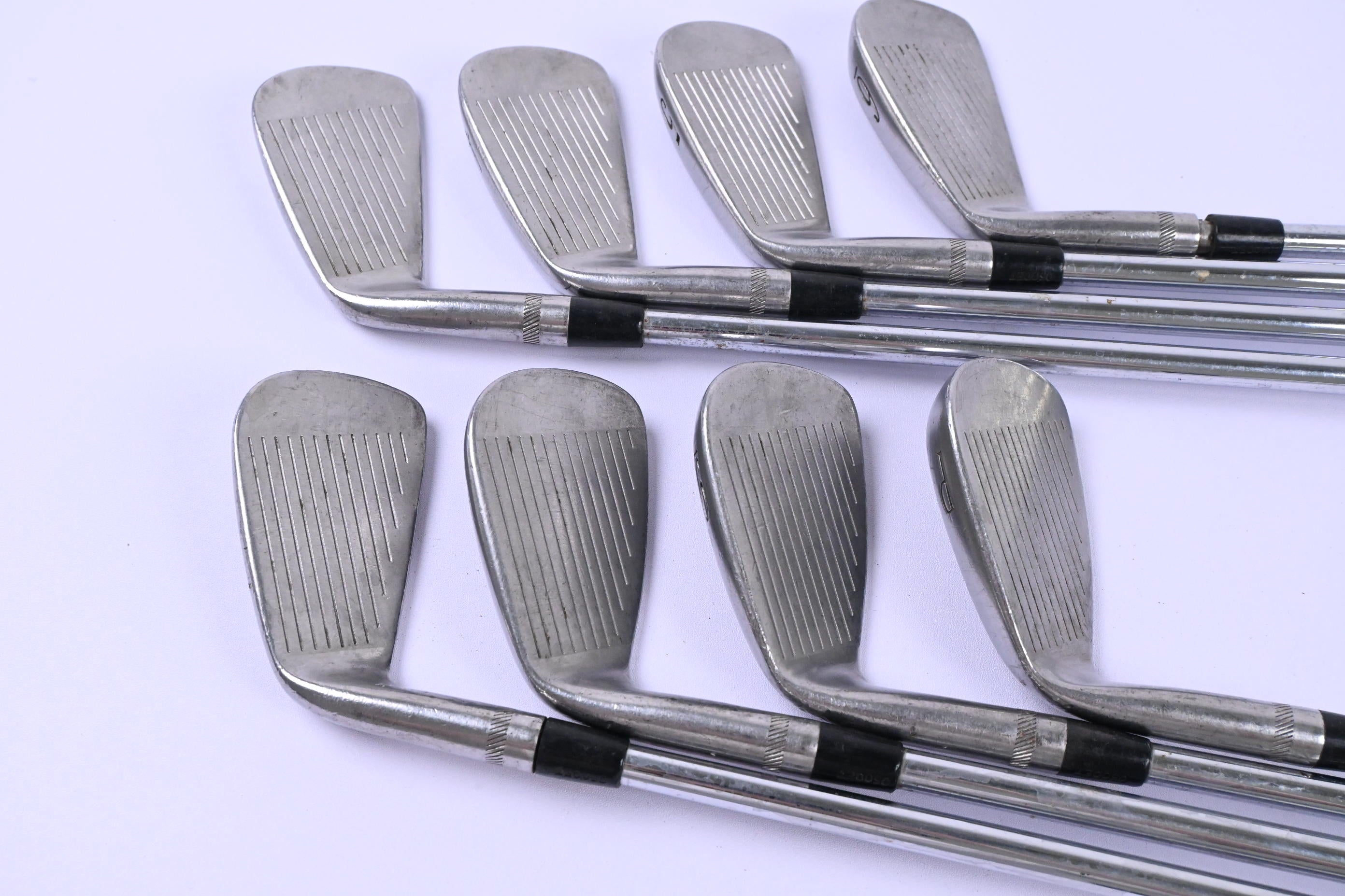 Titleist DCI 990 Irons / 3-PW / Regular Flex Dynamic Gold 300 Shafts