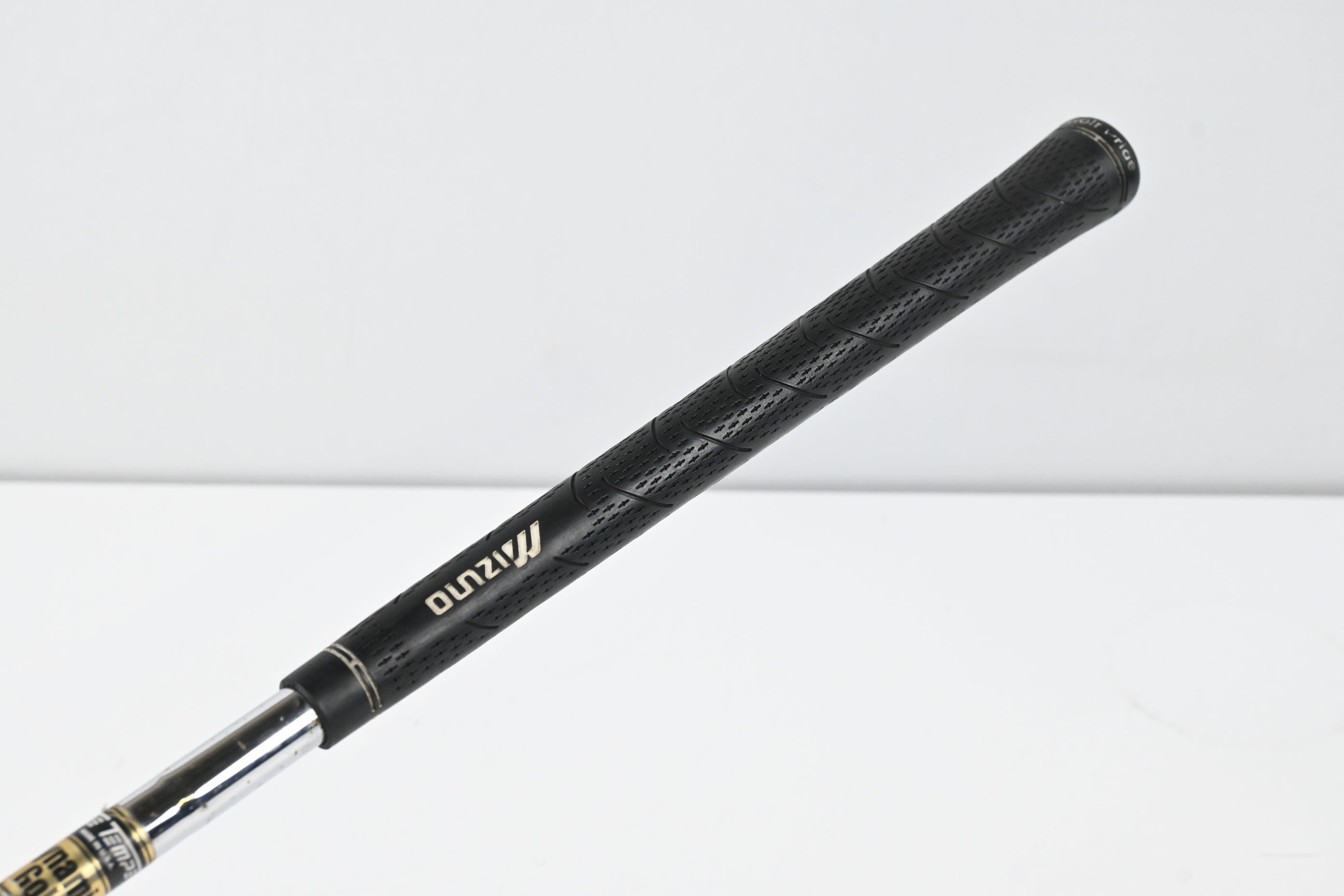 Mizuno MP-60 #6 Iron / Regular Flex Dynamic Gold R300 Shaft