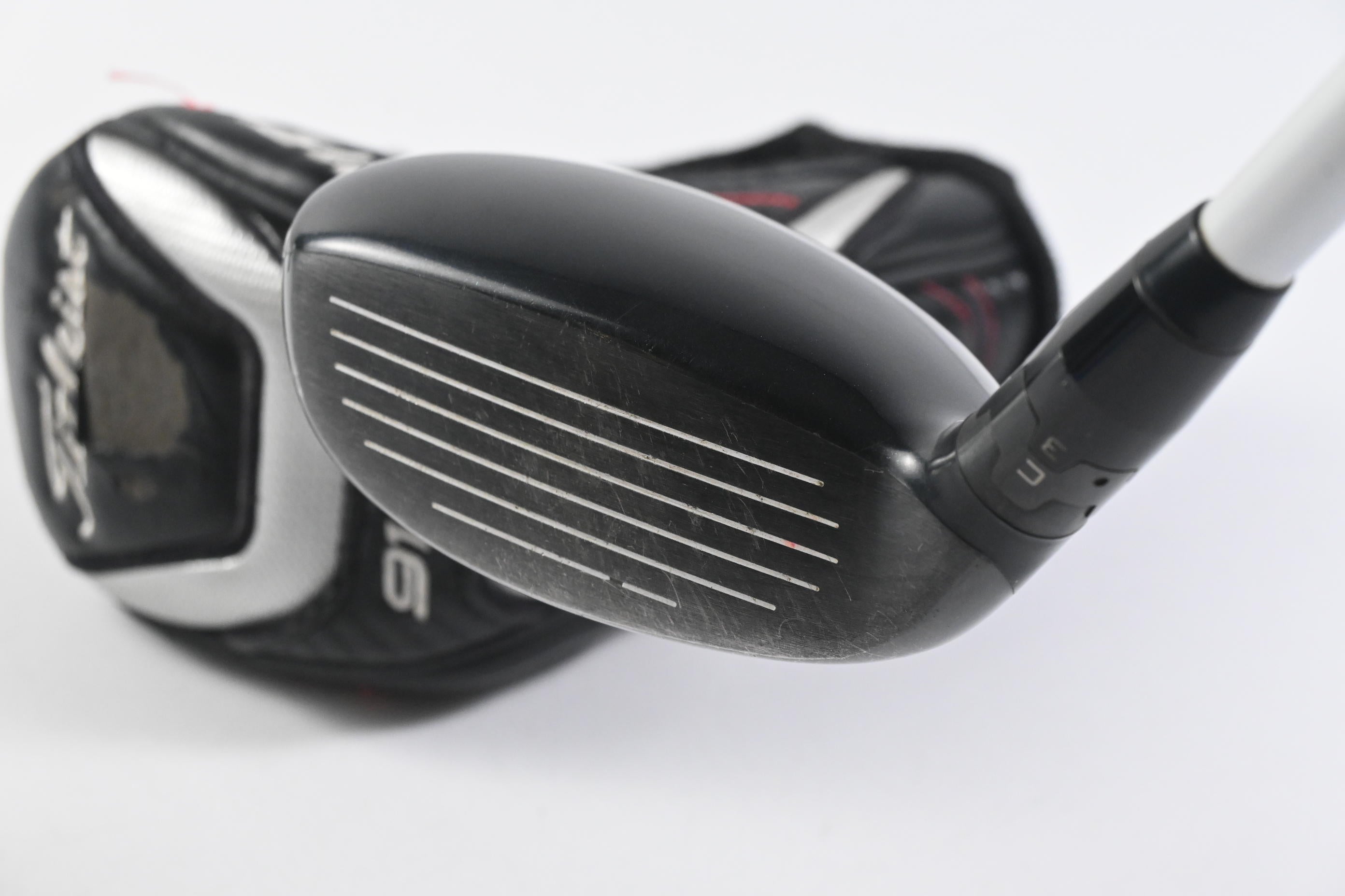 Titleist 915H #2 Hybrid / 18 Degree / Stiff Flex Aldila Rogue Black 85 Shaft