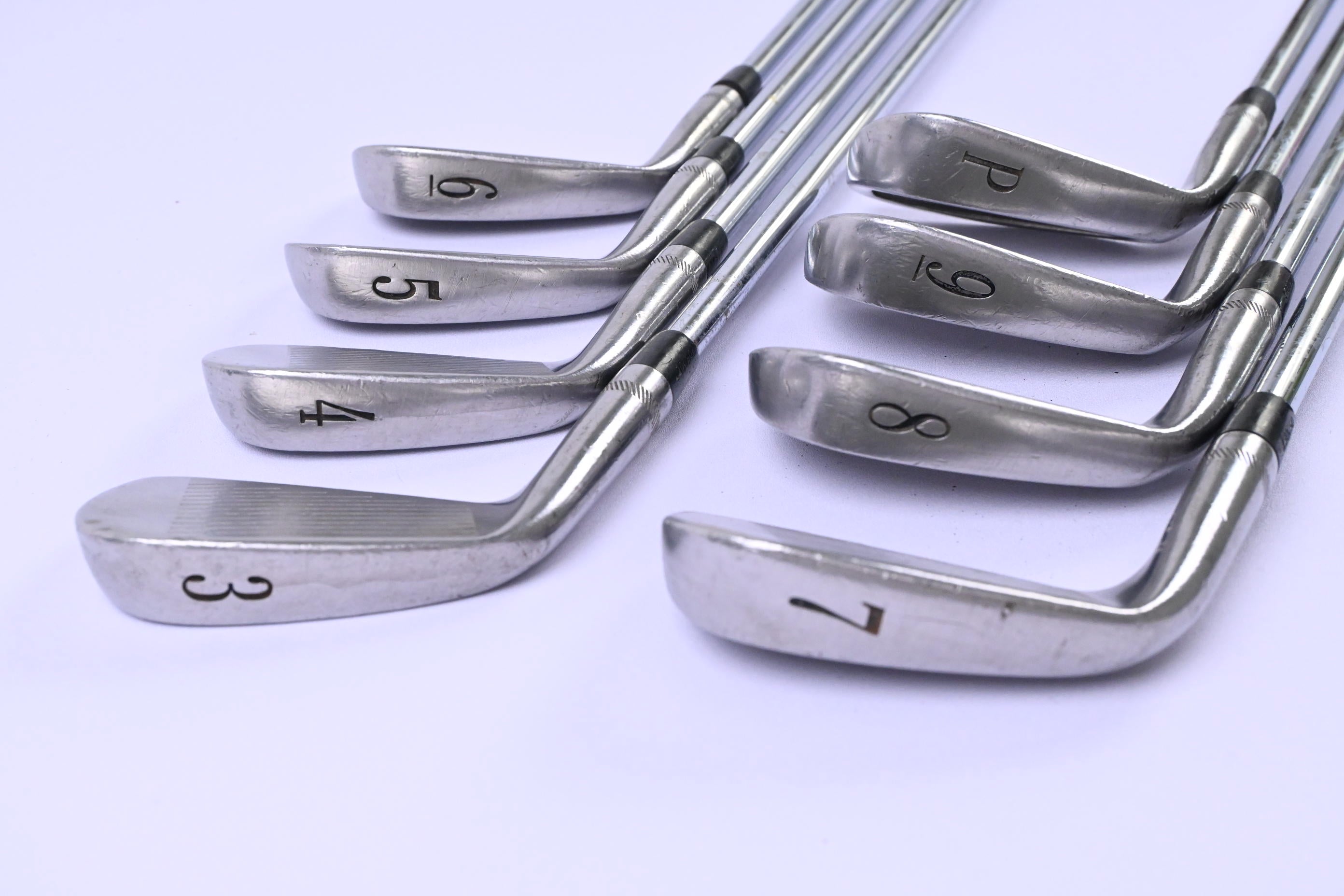 Titleist DCI 990 Irons / 3-PW / Regular Flex Dynamic Gold 300 Shafts