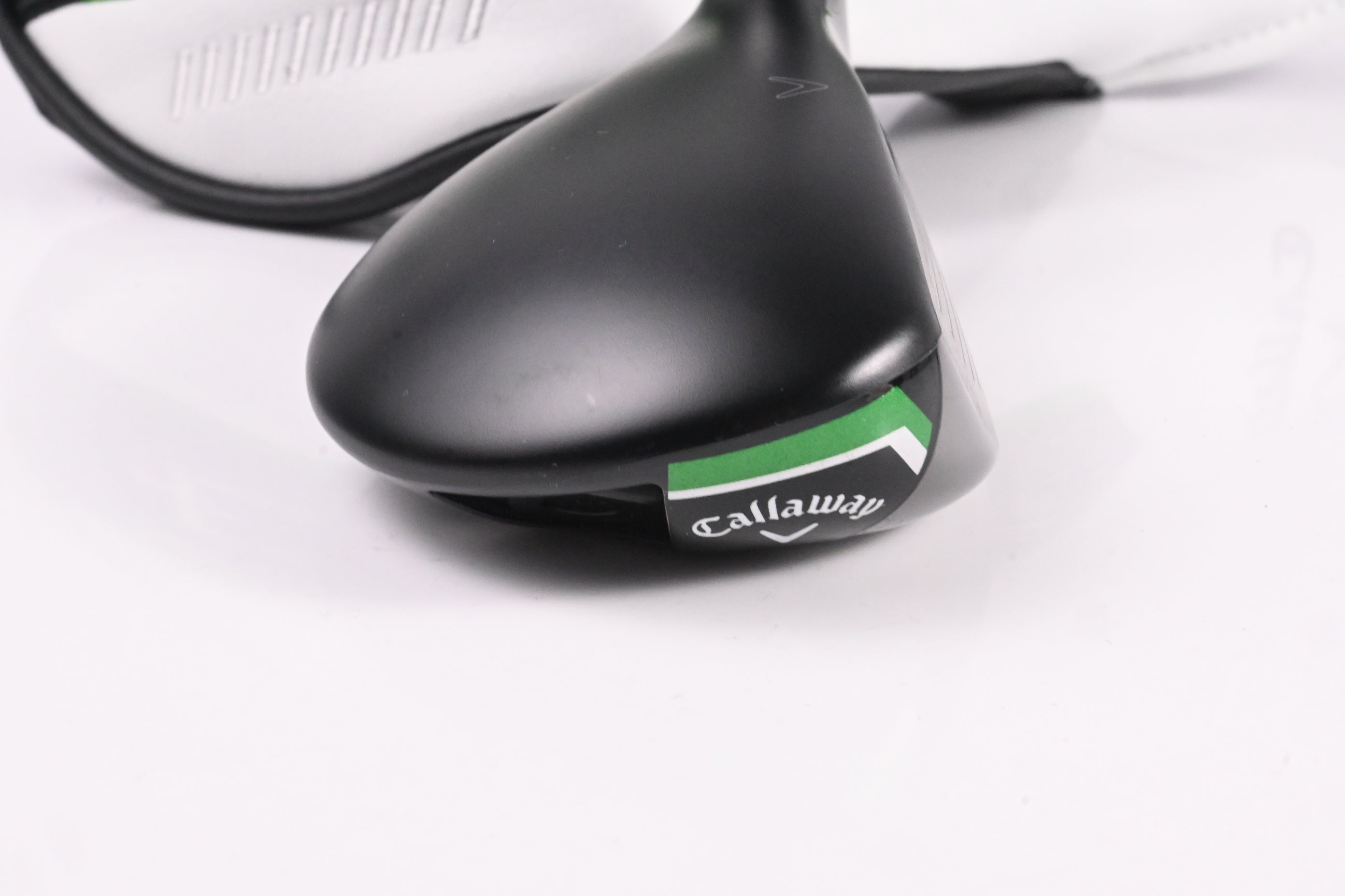 Callaway Elyte #4 Hybrid / 22 Degree / Regular Flex Denali Charcoal 60 Shaft