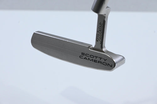 Scotty Cameron Special Select Newport Putter / 35 Inch