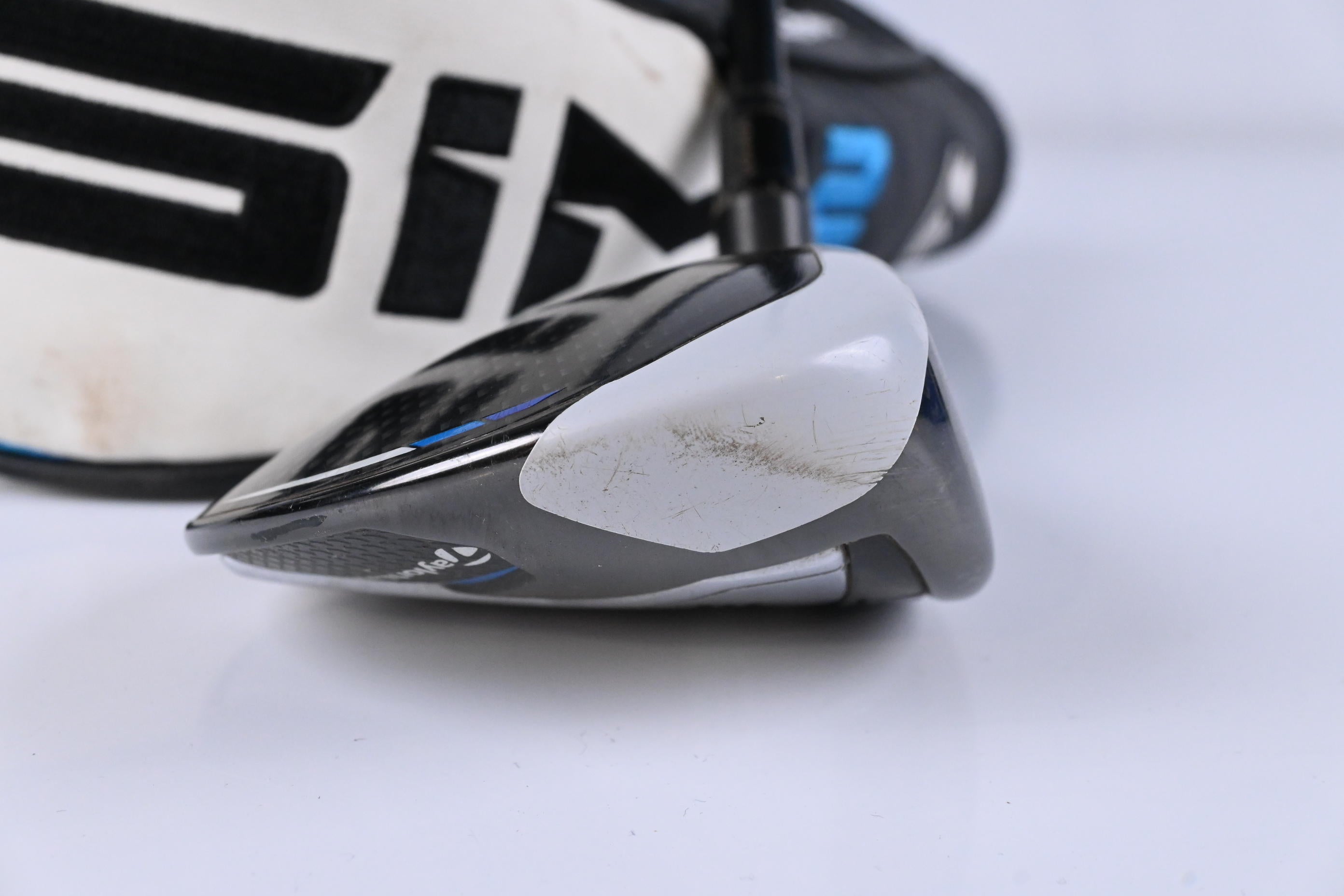 Taylormade SIM2 Ti #3 Wood / 15 Degree / Stiff Flex Hzrdus Smoke Red RDX 75
