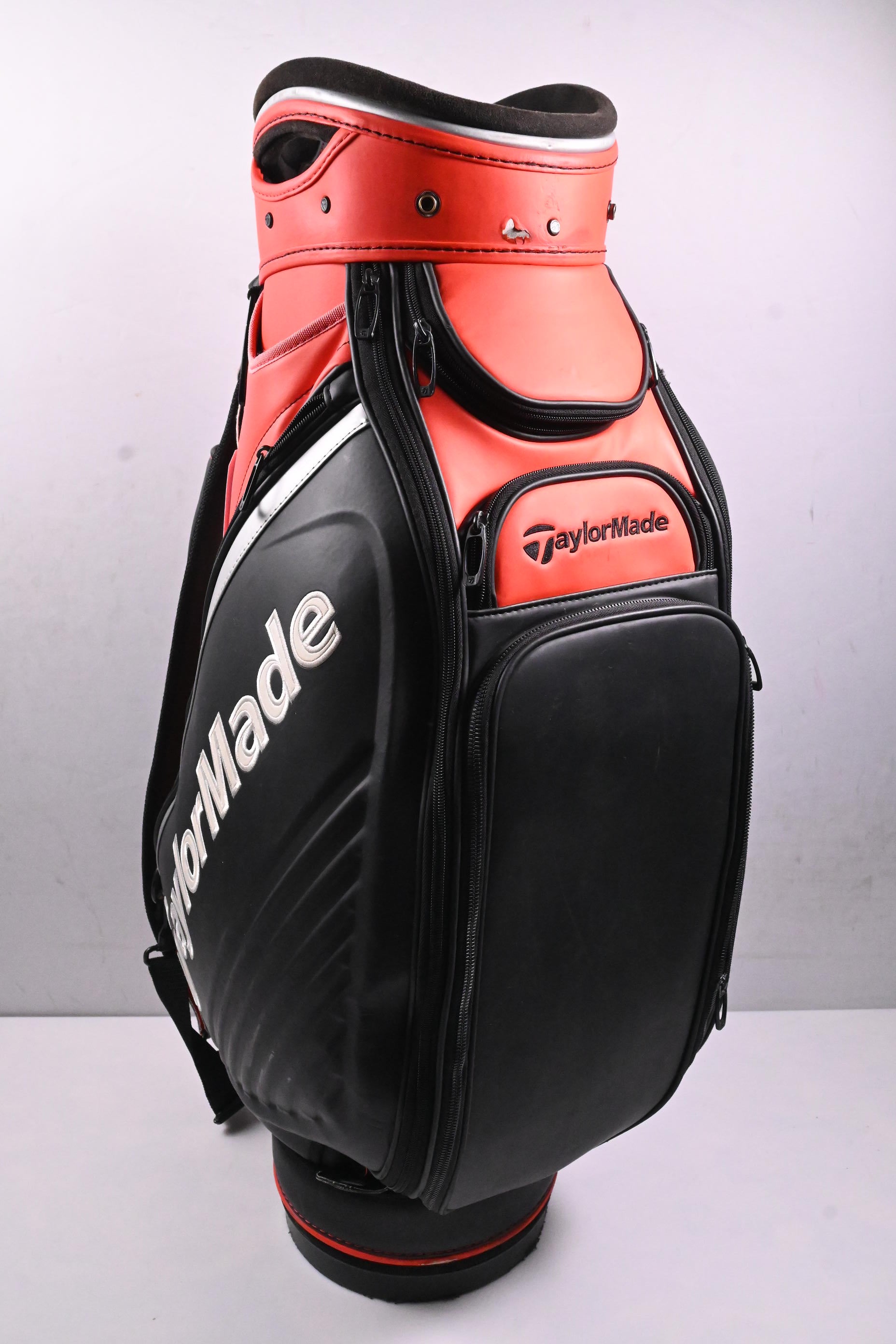 Taylormade Tour Bag / 6-Way Divider / Black, Red