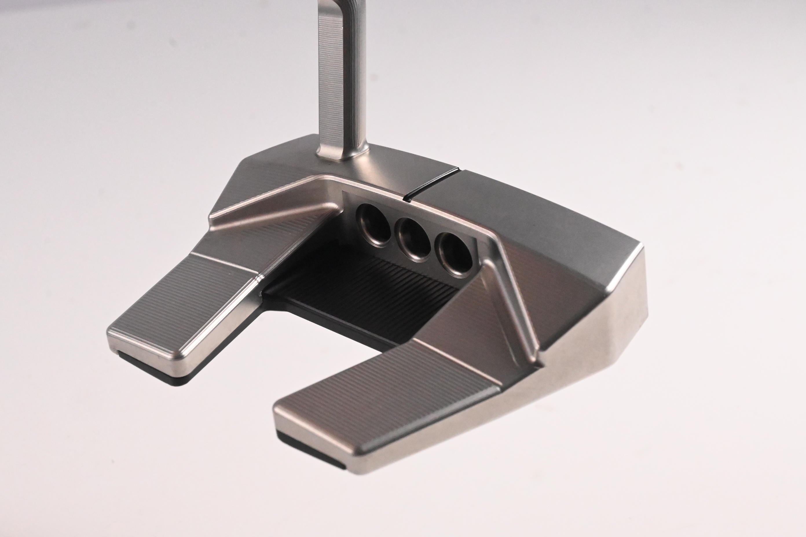 Scotty Cameron Phantom 5.5 2026 Putter / 34 Inch