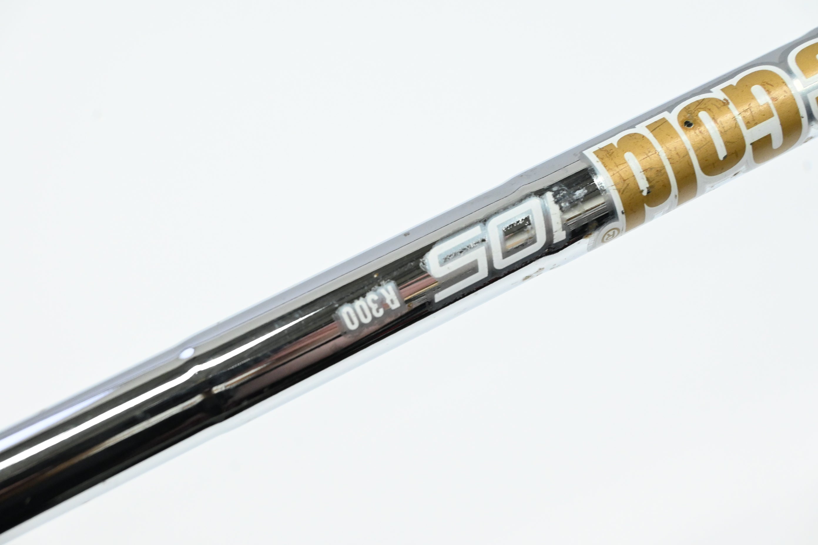 Ping G410 Gap Wedge / 49.5 Degree / White Dot / Regular Flex Dynamic Gold 105