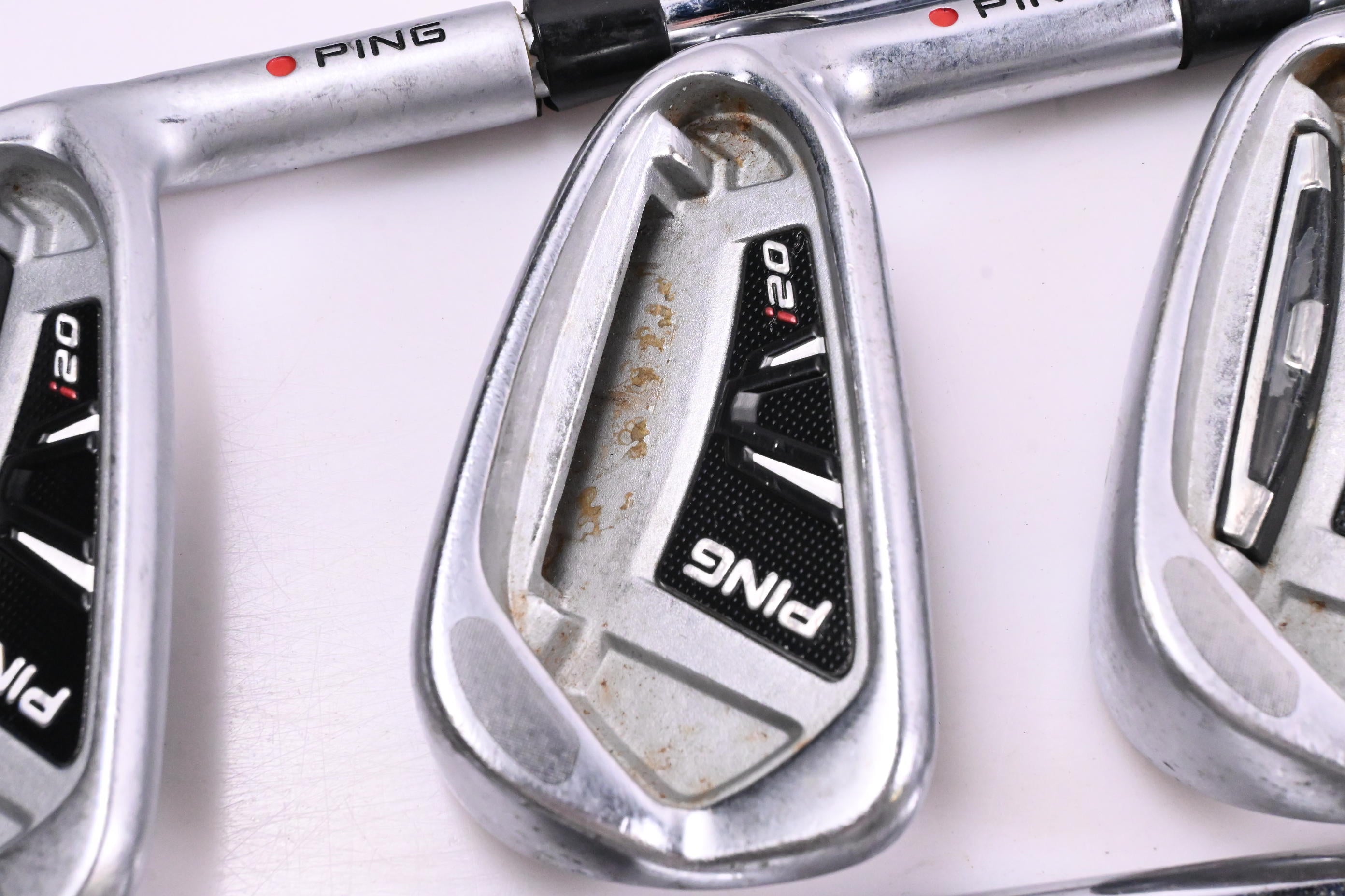 Ping i20 Irons / 4-PW+GW / Red Dot / Regular Flex KBS Tour Shafts