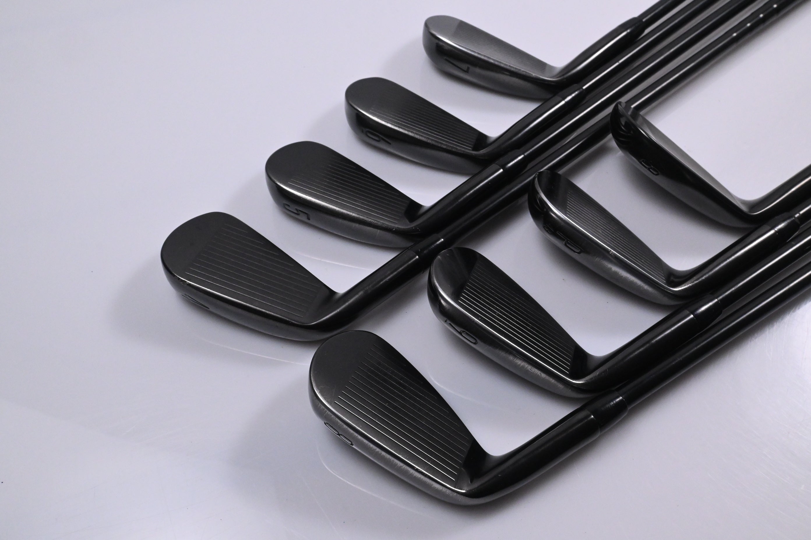 Titleist T200 Ltd Edition Black Irons / 4-PW+48° / Stiff Flex AMT Black S300